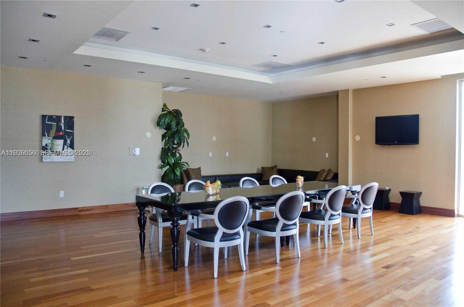 Small Image of 1050 BRICKELL AVE #606, Miami Number 32