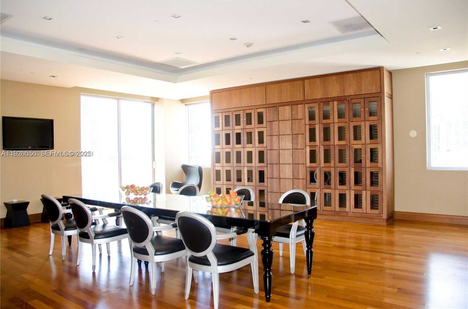 Small Image of 1050 BRICKELL AVE #606, Miami Number 33