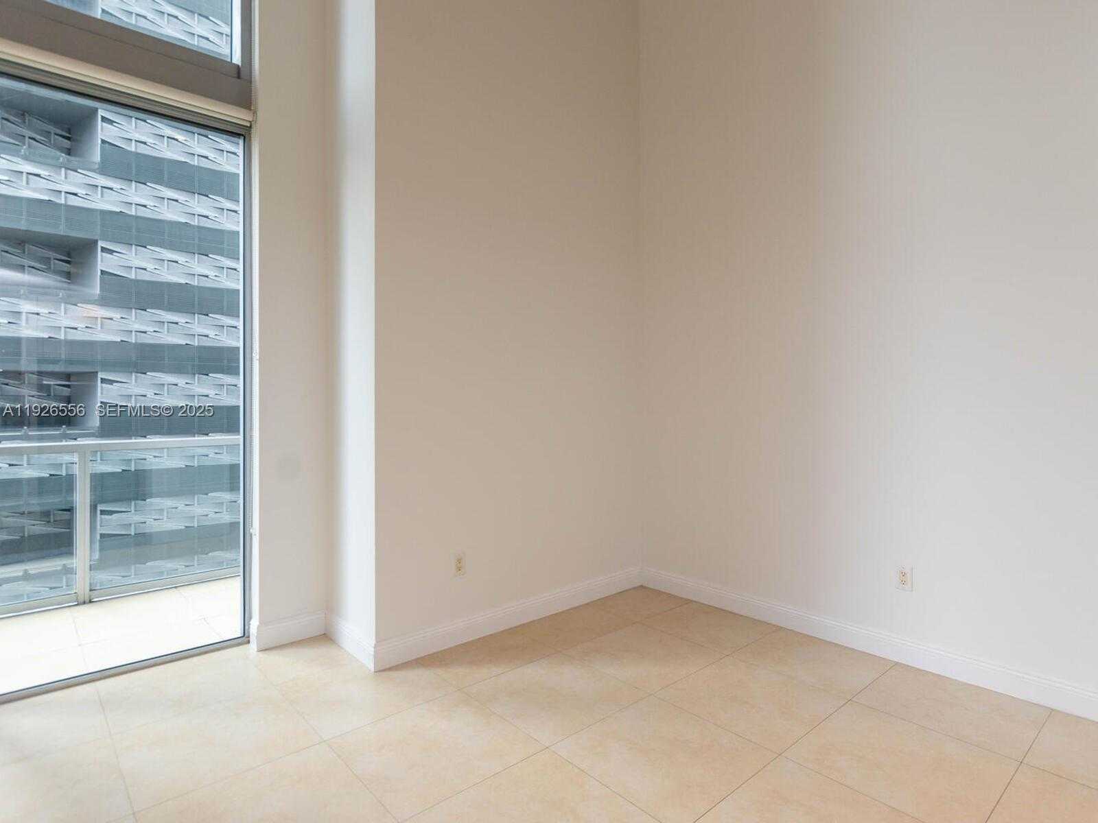 Small Image of 1050 BRICKELL AVE #606, Miami Number 7