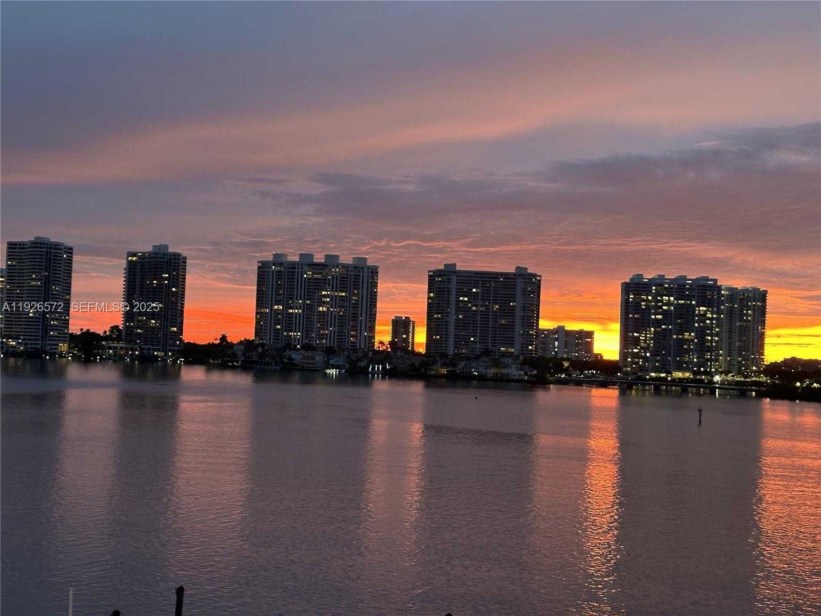 Small Image of 18000 NORTH BAY RD #603, Sunny Isles Beach Number 20