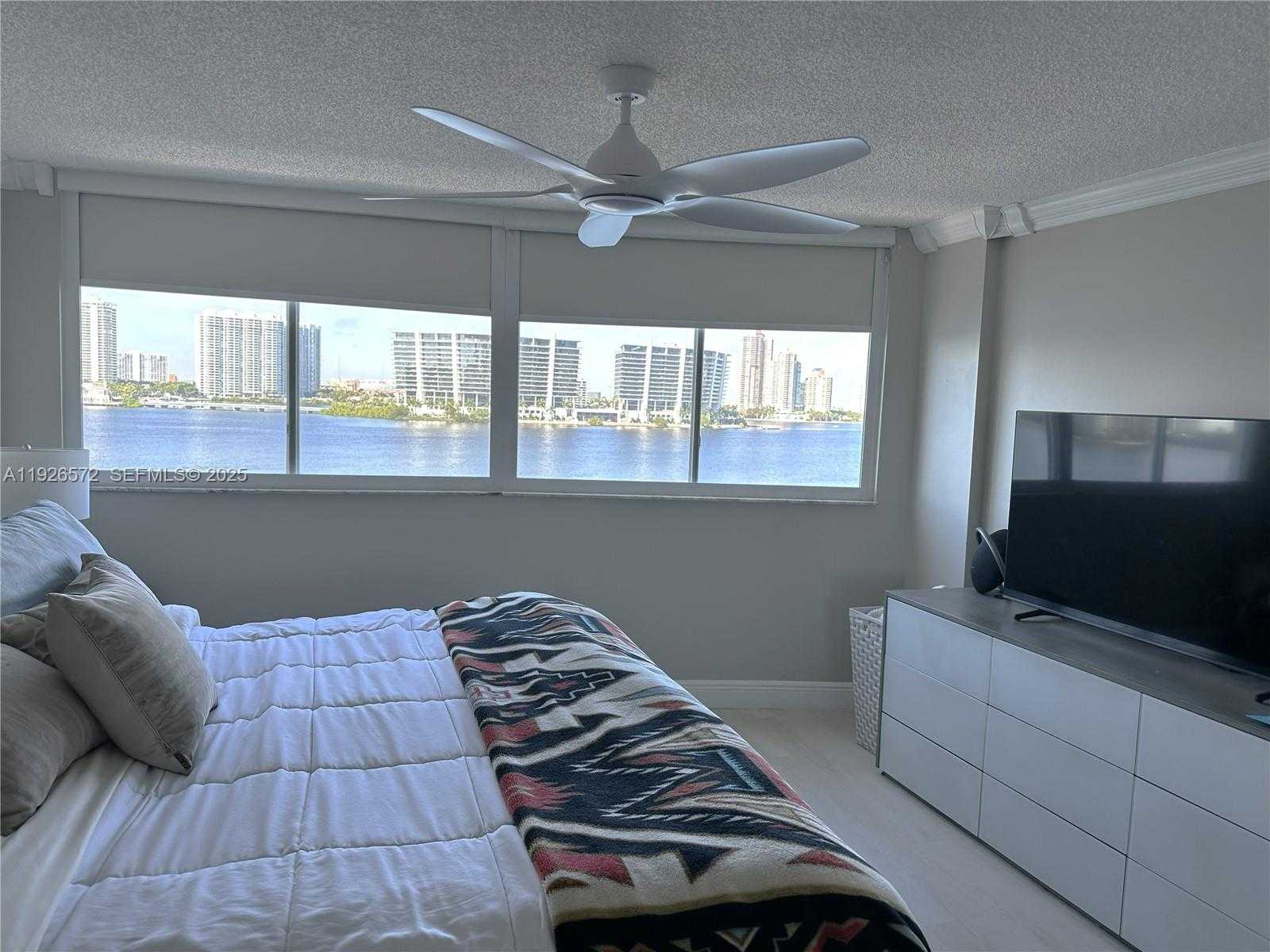 Small Image of 18000 NORTH BAY RD #603, Sunny Isles Beach Number 9