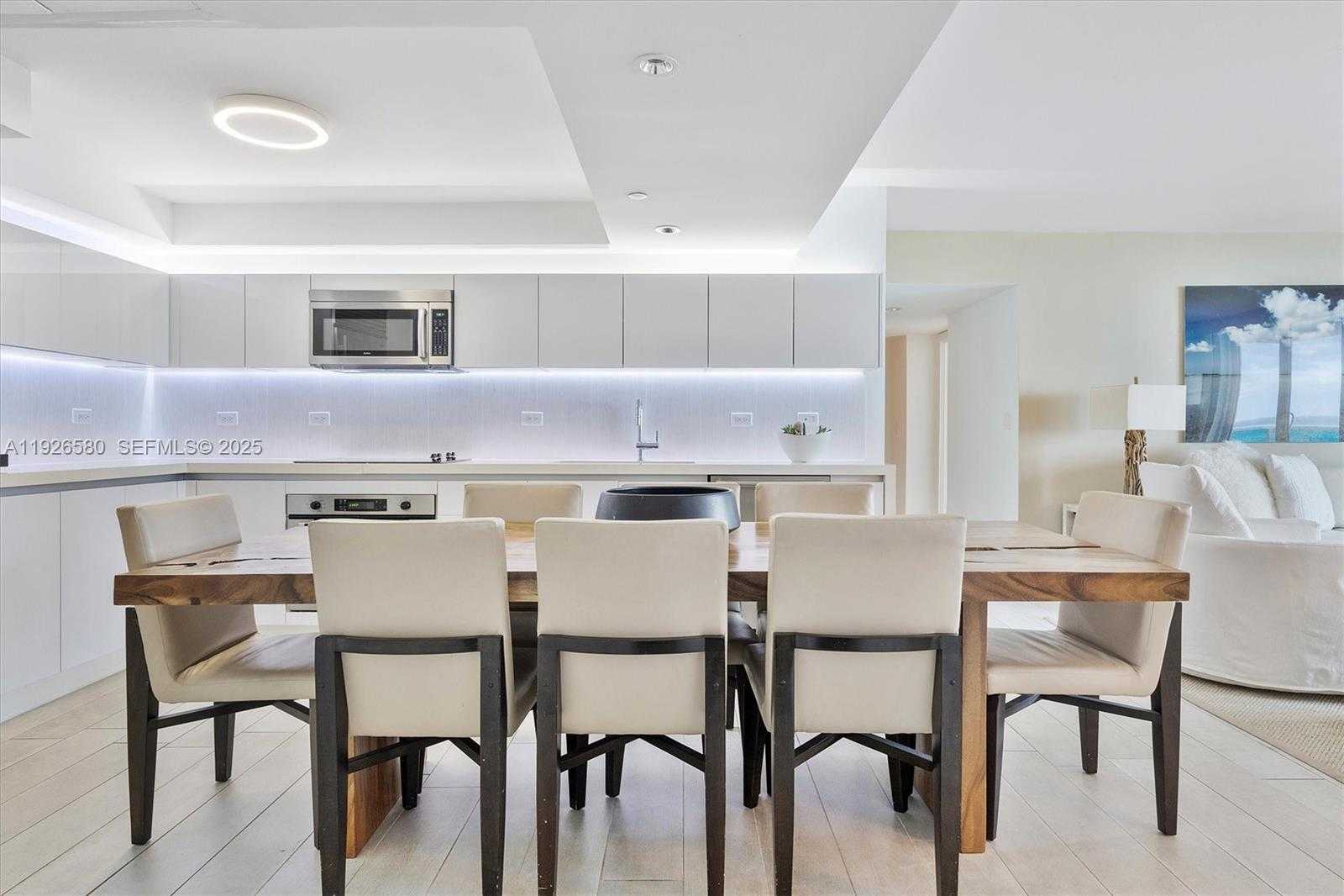 Small Image of 102 24TH ST #1413, Miami Beach Number 10