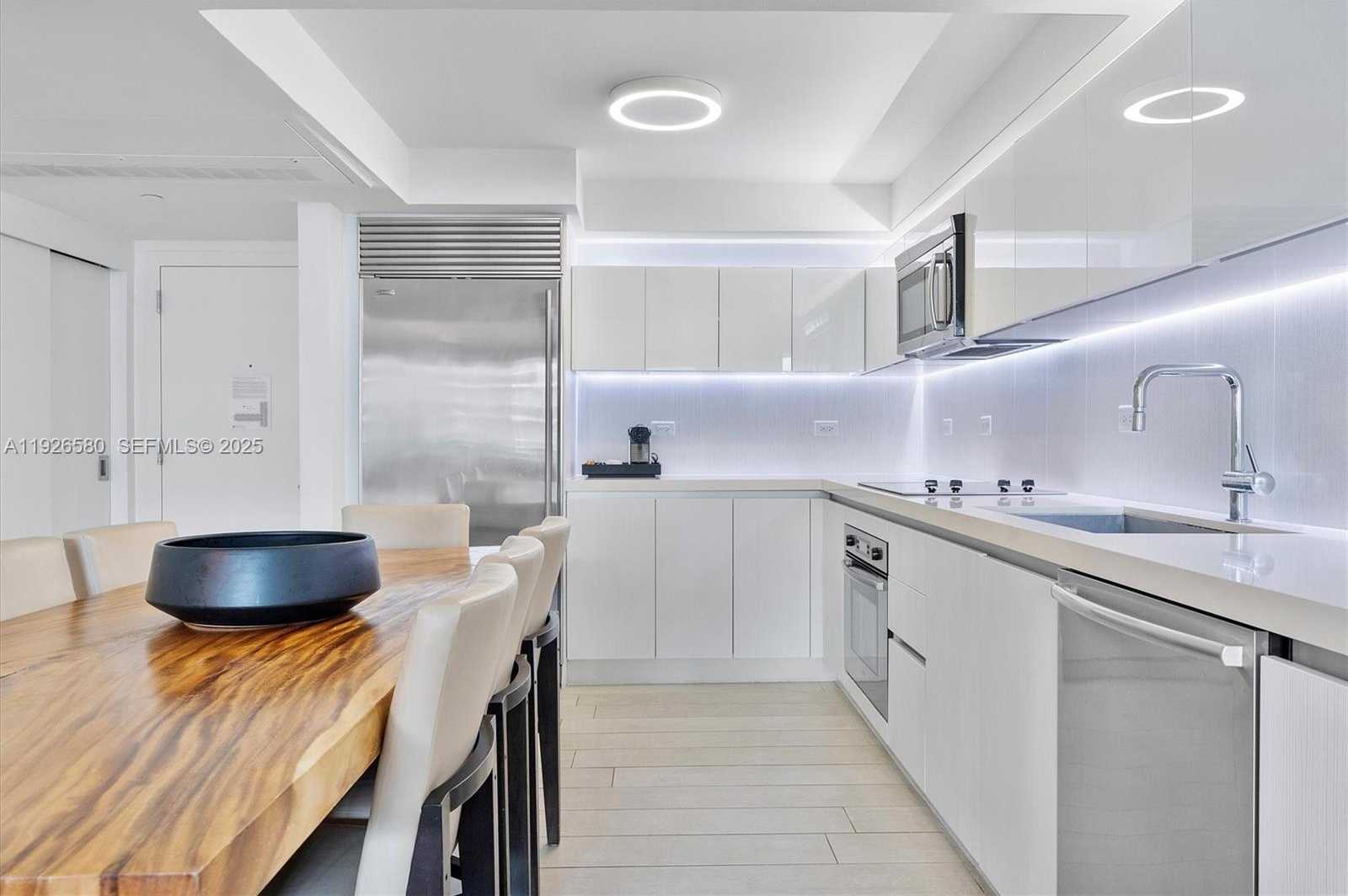 Small Image of 102 24TH ST #1413, Miami Beach Number 15