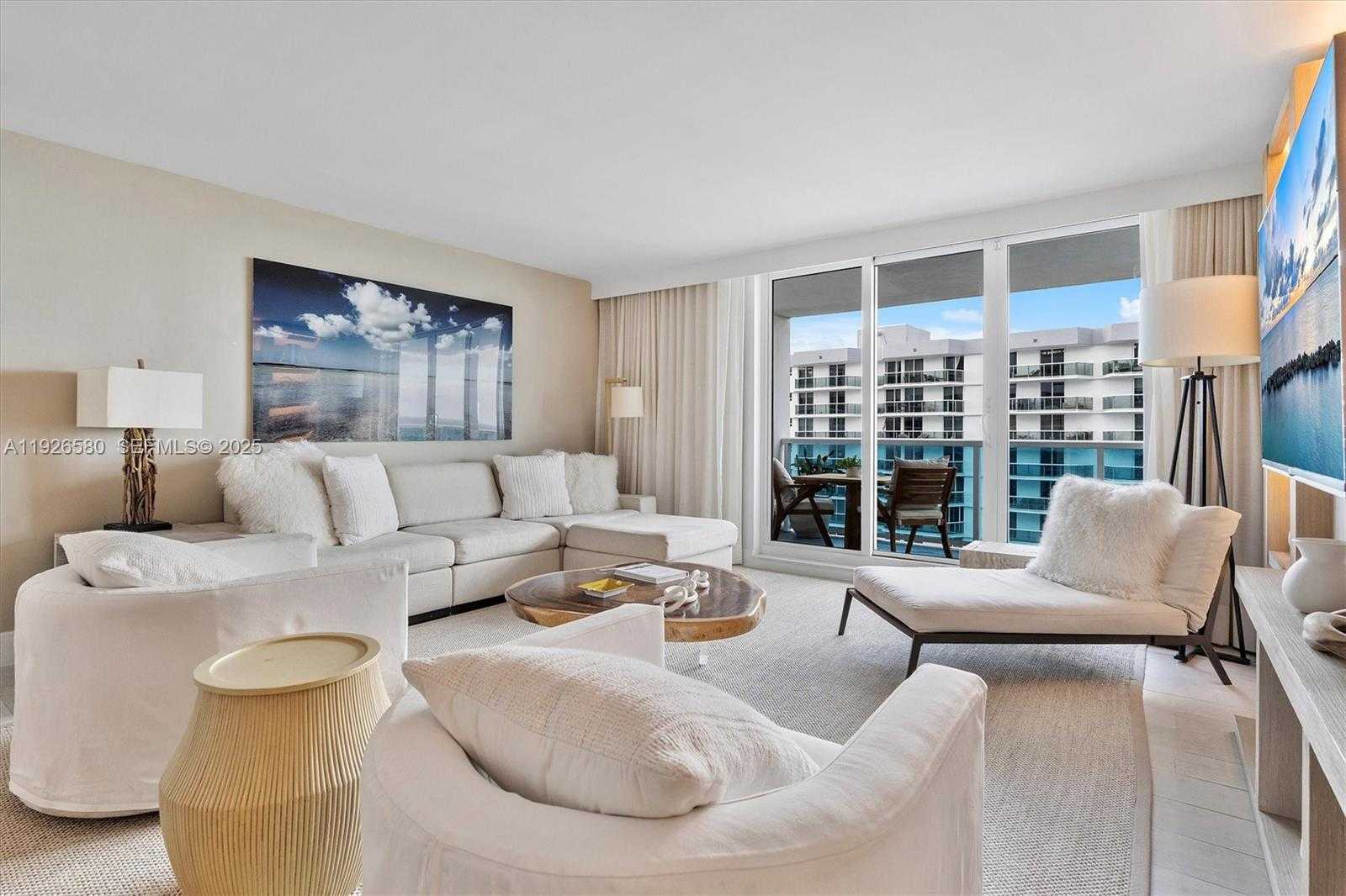 Small Image of 102 24TH ST #1413, Miami Beach Number 2