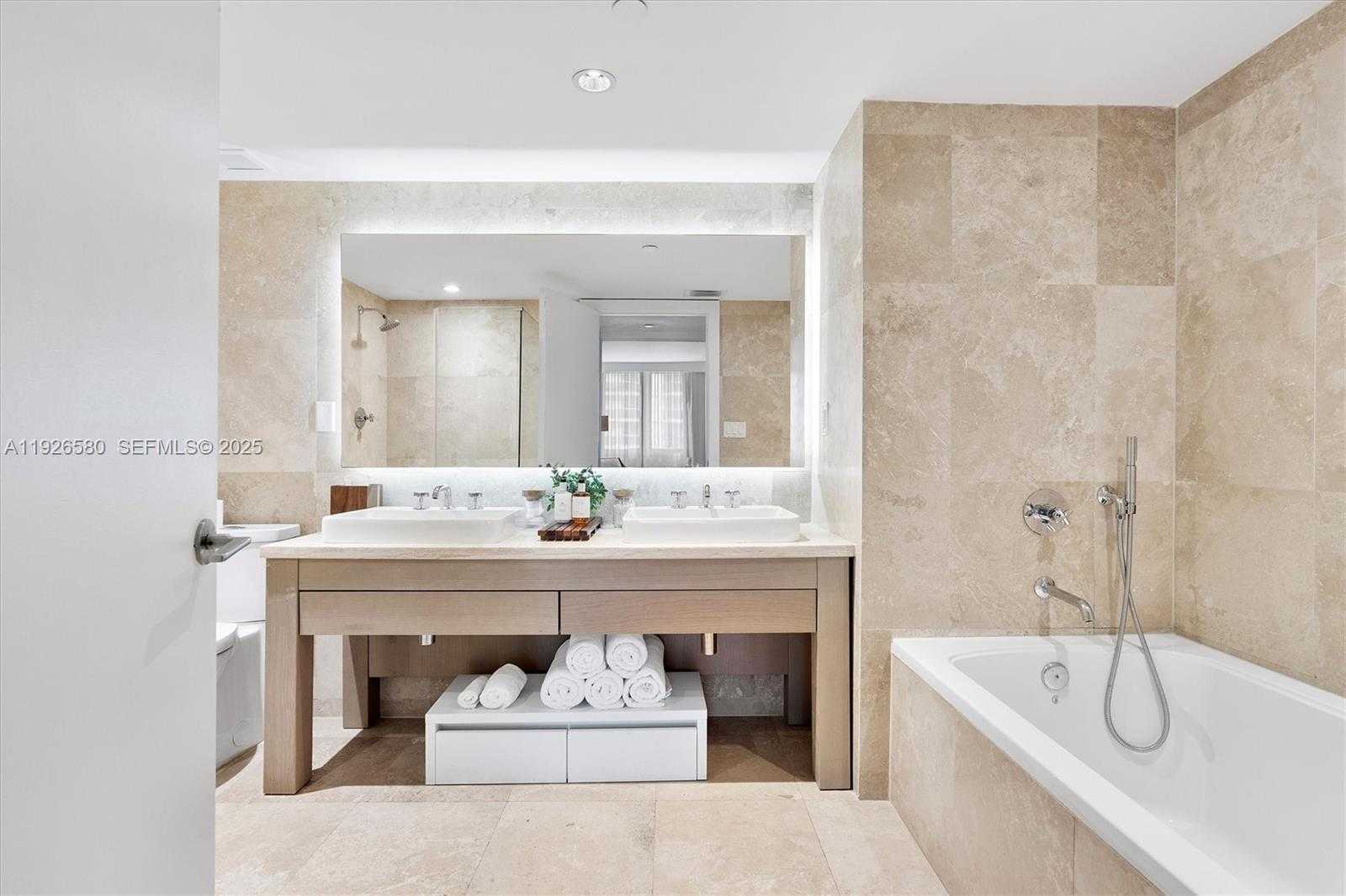 Small Image of 102 24TH ST #1413, Miami Beach Number 21