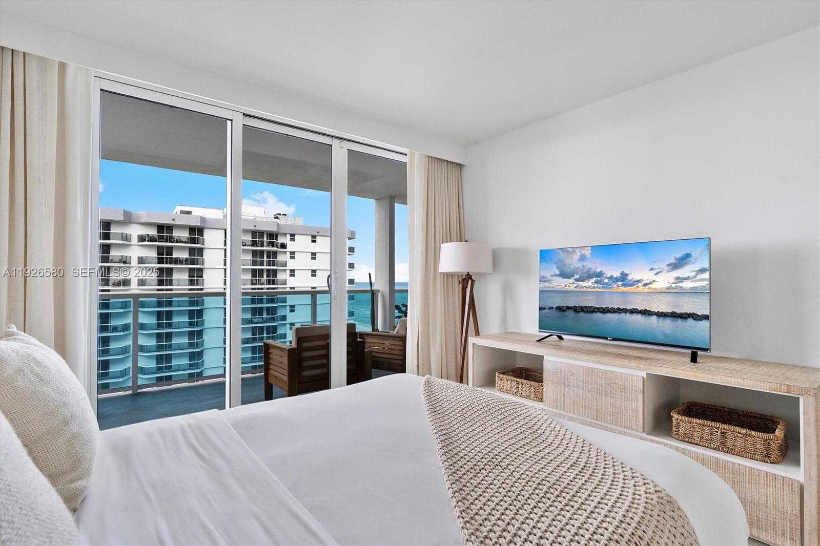 Small Image of 102 24TH ST #1413, Miami Beach Number 26