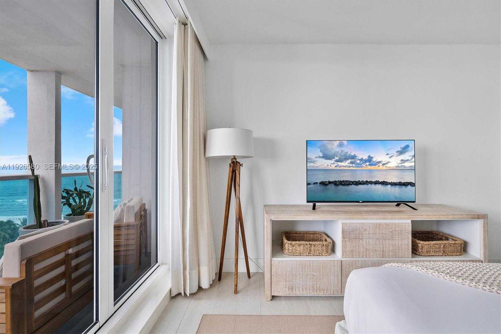 Small Image of 102 24TH ST #1413, Miami Beach Number 27