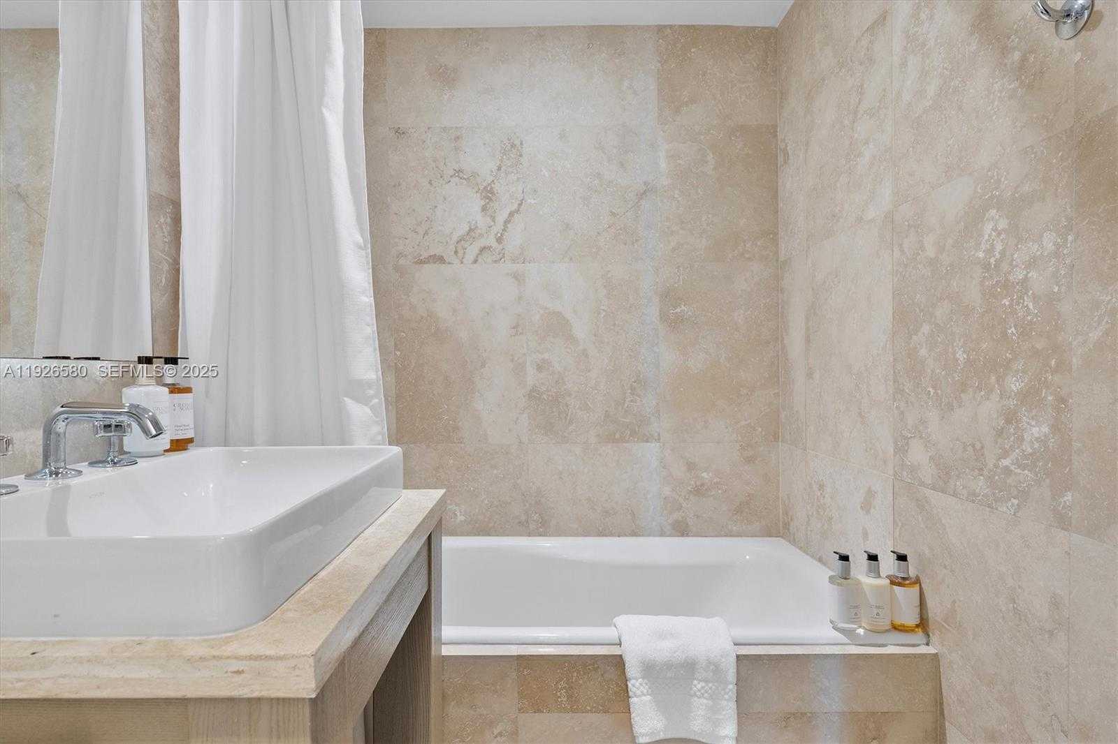 Small Image of 102 24TH ST #1413, Miami Beach Number 29