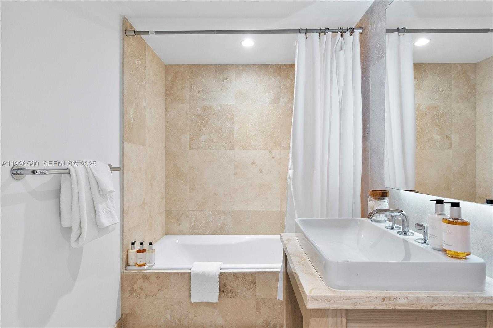 Small Image of 102 24TH ST #1413, Miami Beach Number 38