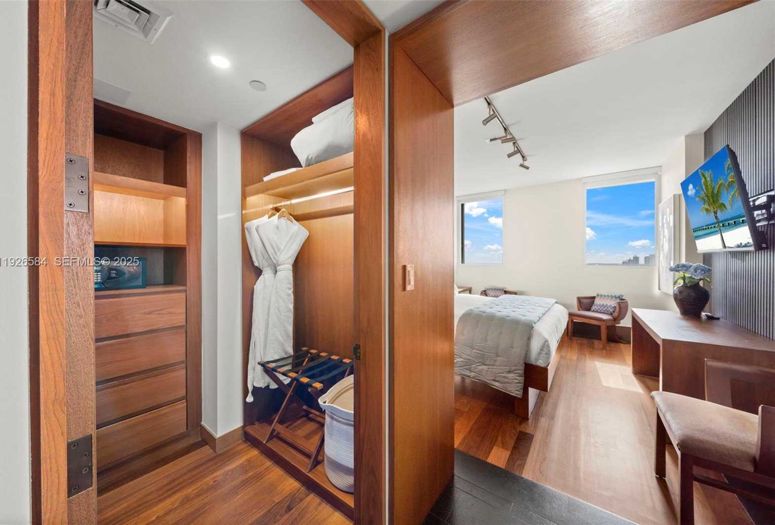 Small Image of 101 20TH ST #3202, Miami Beach Number 31