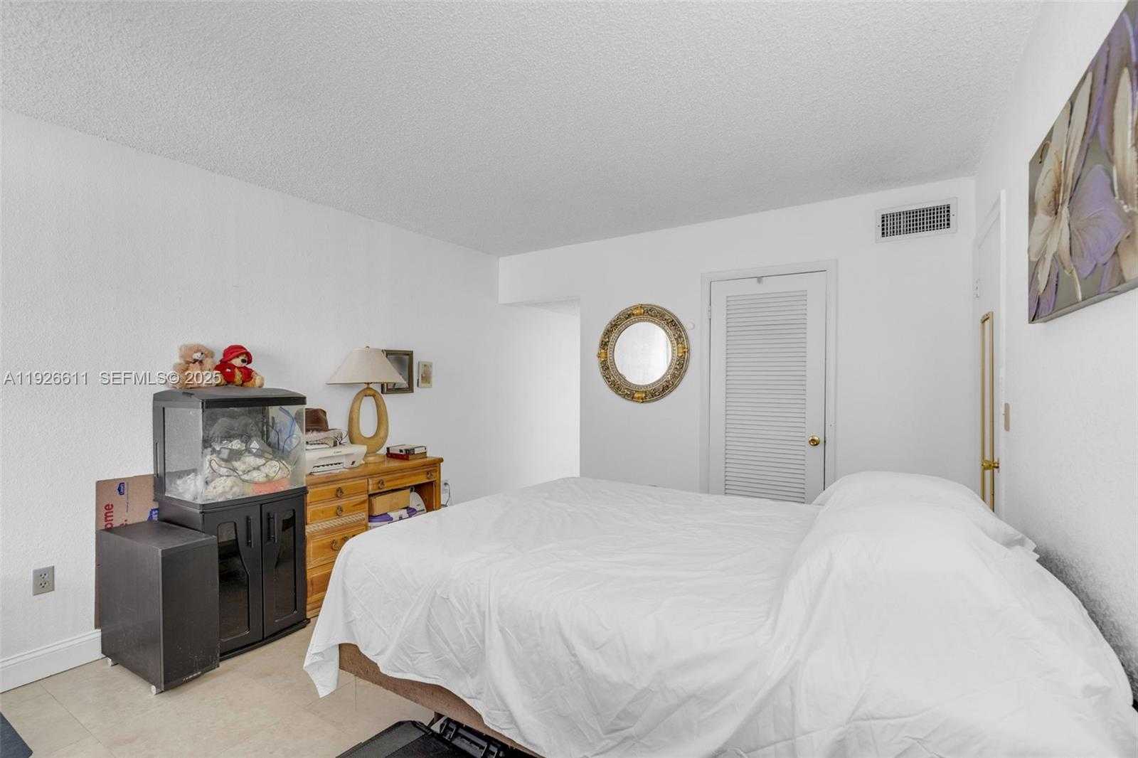 Small Image of 1900 WEST 68TH ST #F302, Hialeah Number 16