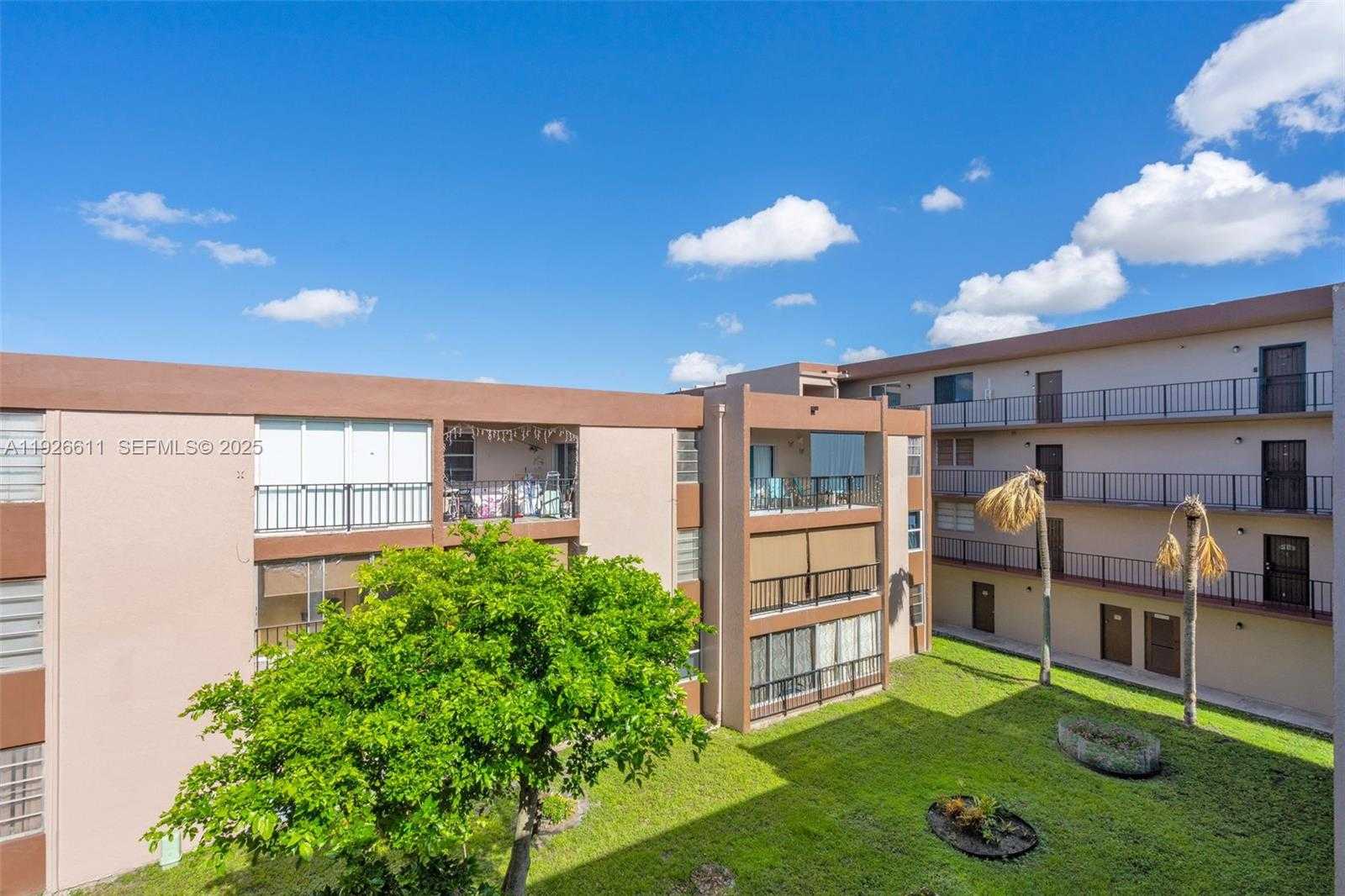 Small Image of 1900 WEST 68TH ST #F302, Hialeah Number 22