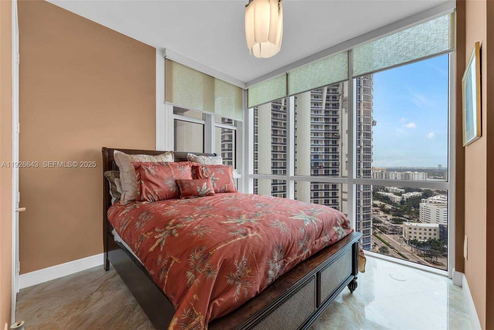 Small Image of 18201 COLLINS AVE #3907, Sunny Isles Beach Number 17