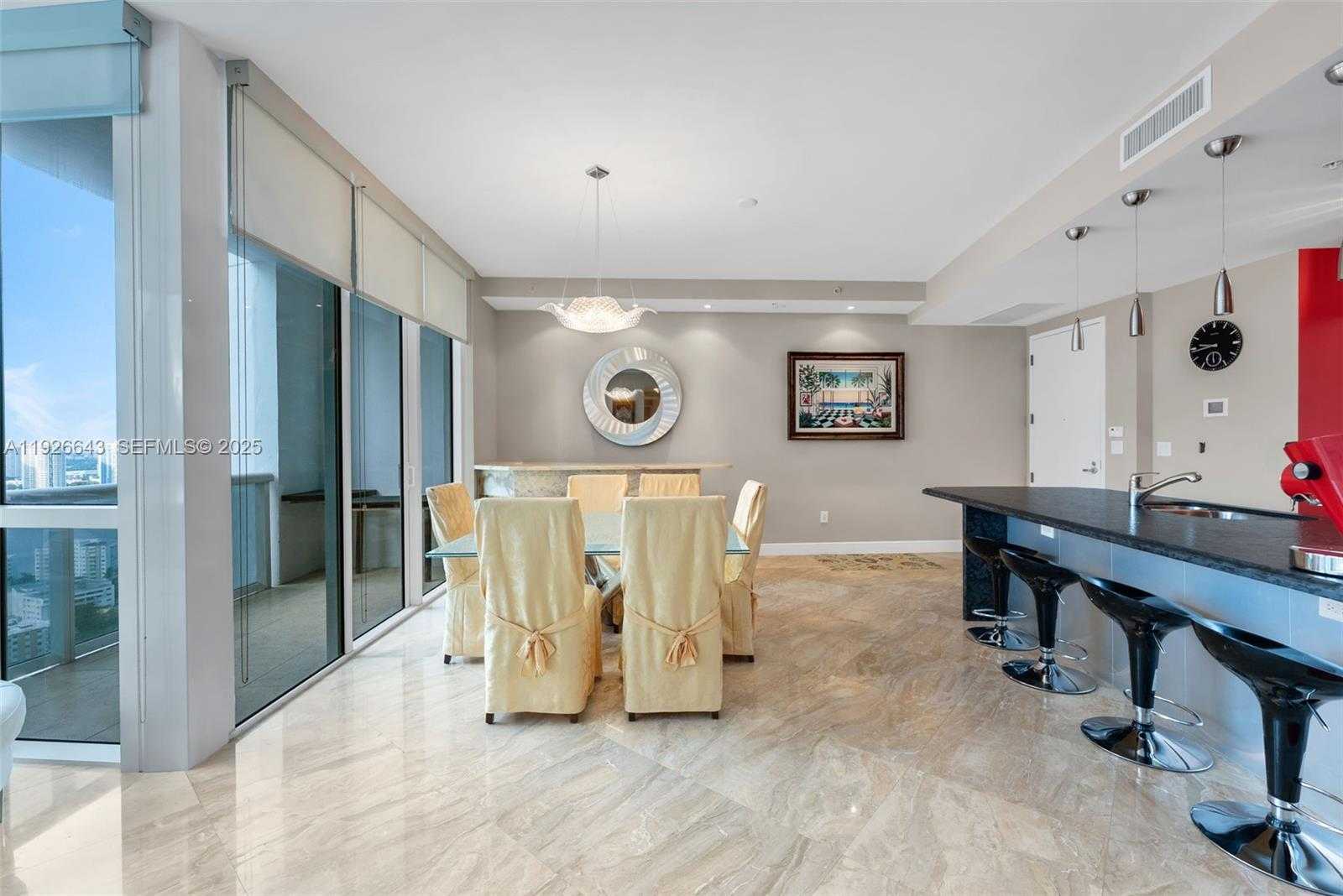 Small Image of 18201 COLLINS AVE #3907, Sunny Isles Beach Number 5