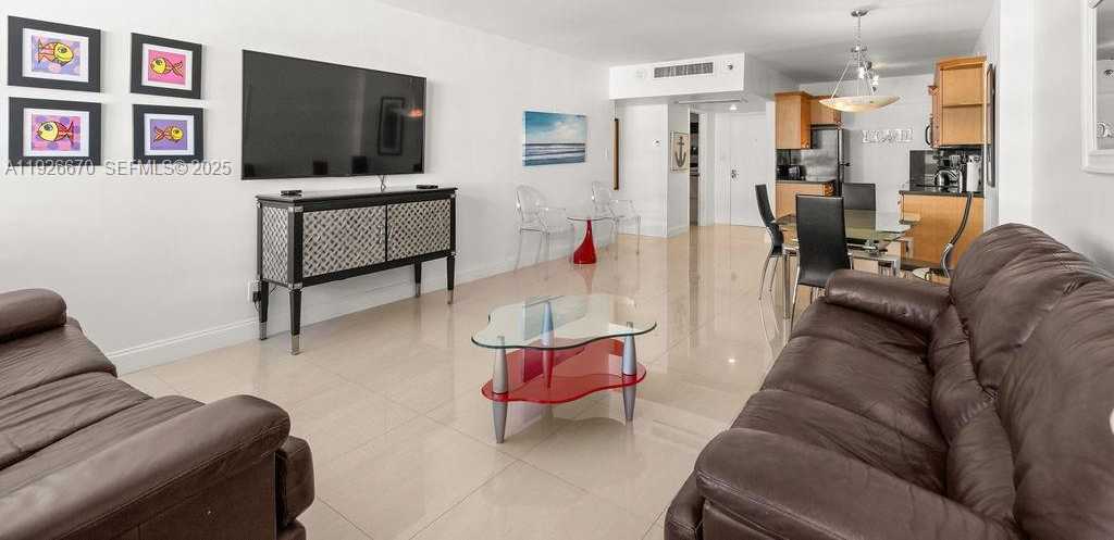 Small Image of 100 LINCOLN RD #702, Miami Beach Number 5