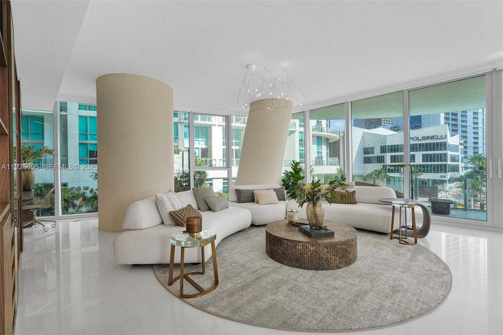 Small Image of 300 BISCAYNE BOULEVARD WAY #301E, Miami Number 14