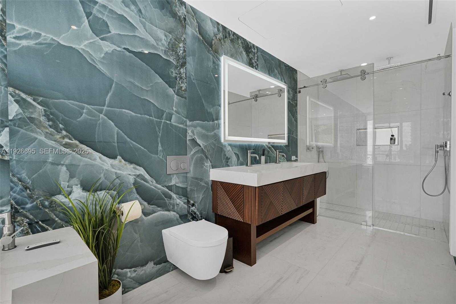 Small Image of 300 BISCAYNE BOULEVARD WAY #301E, Miami Number 33