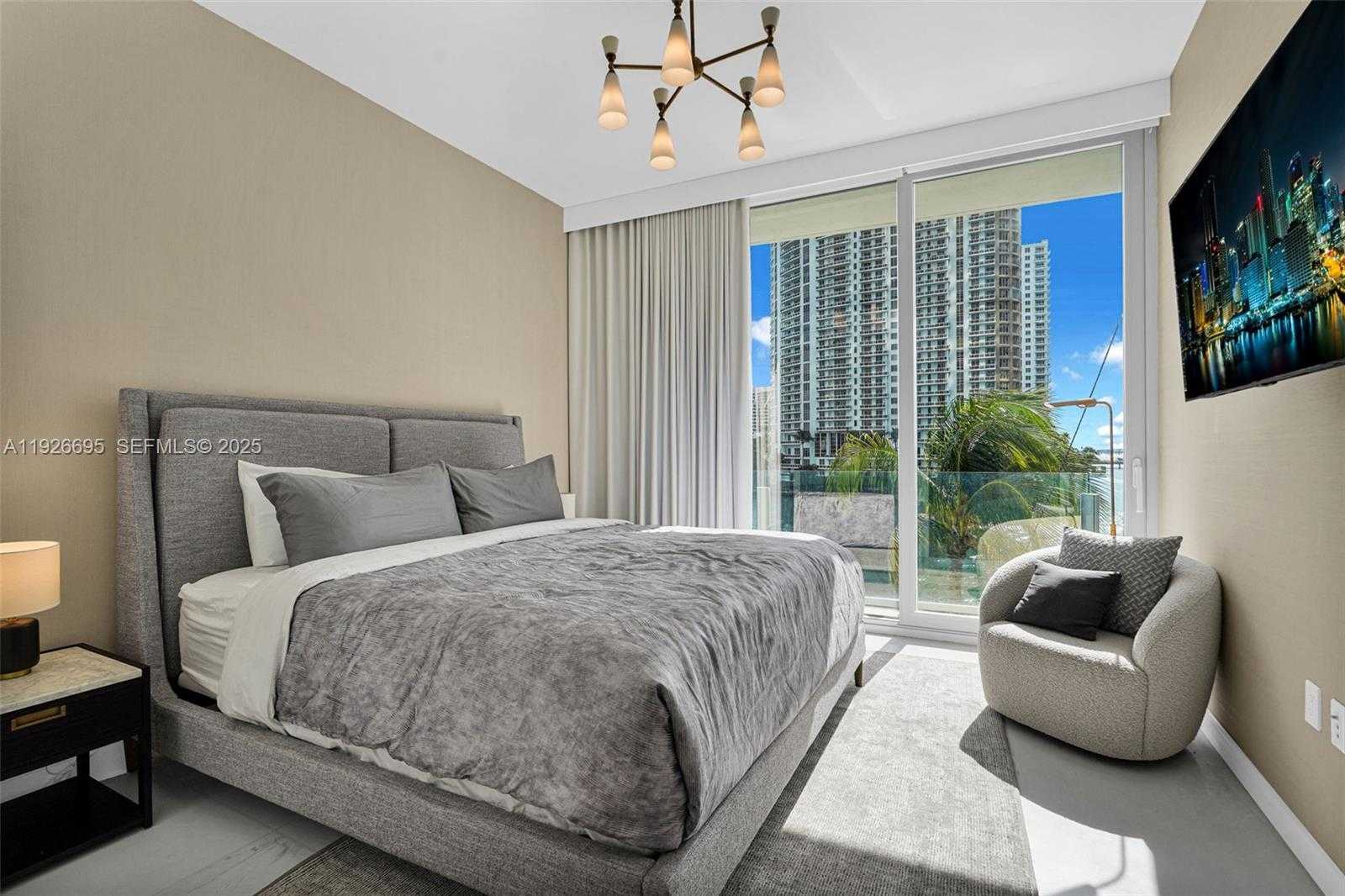 Small Image of 300 BISCAYNE BOULEVARD WAY #301E, Miami Number 34