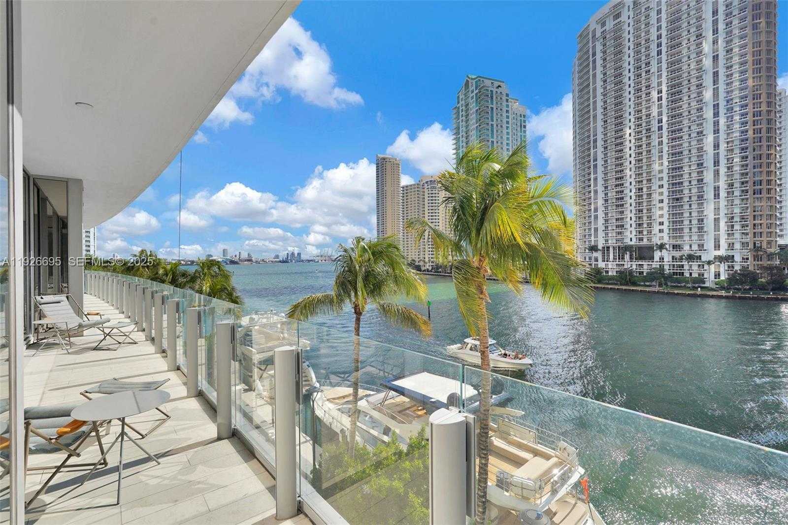 Small Image of 300 BISCAYNE BOULEVARD WAY #301E, Miami Number 47