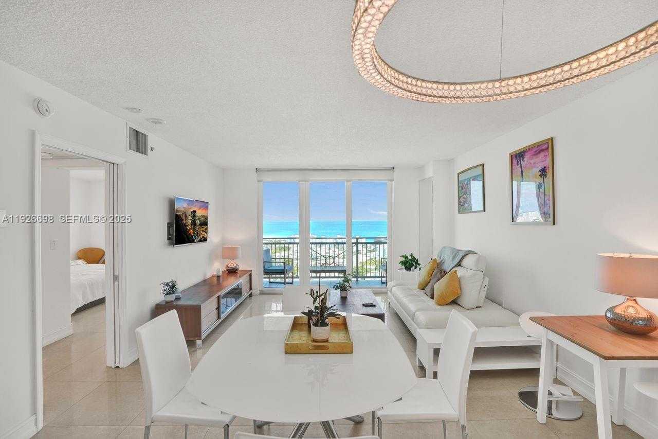 Small Image of 90 ALTON RD #2907, Miami Beach Number 11