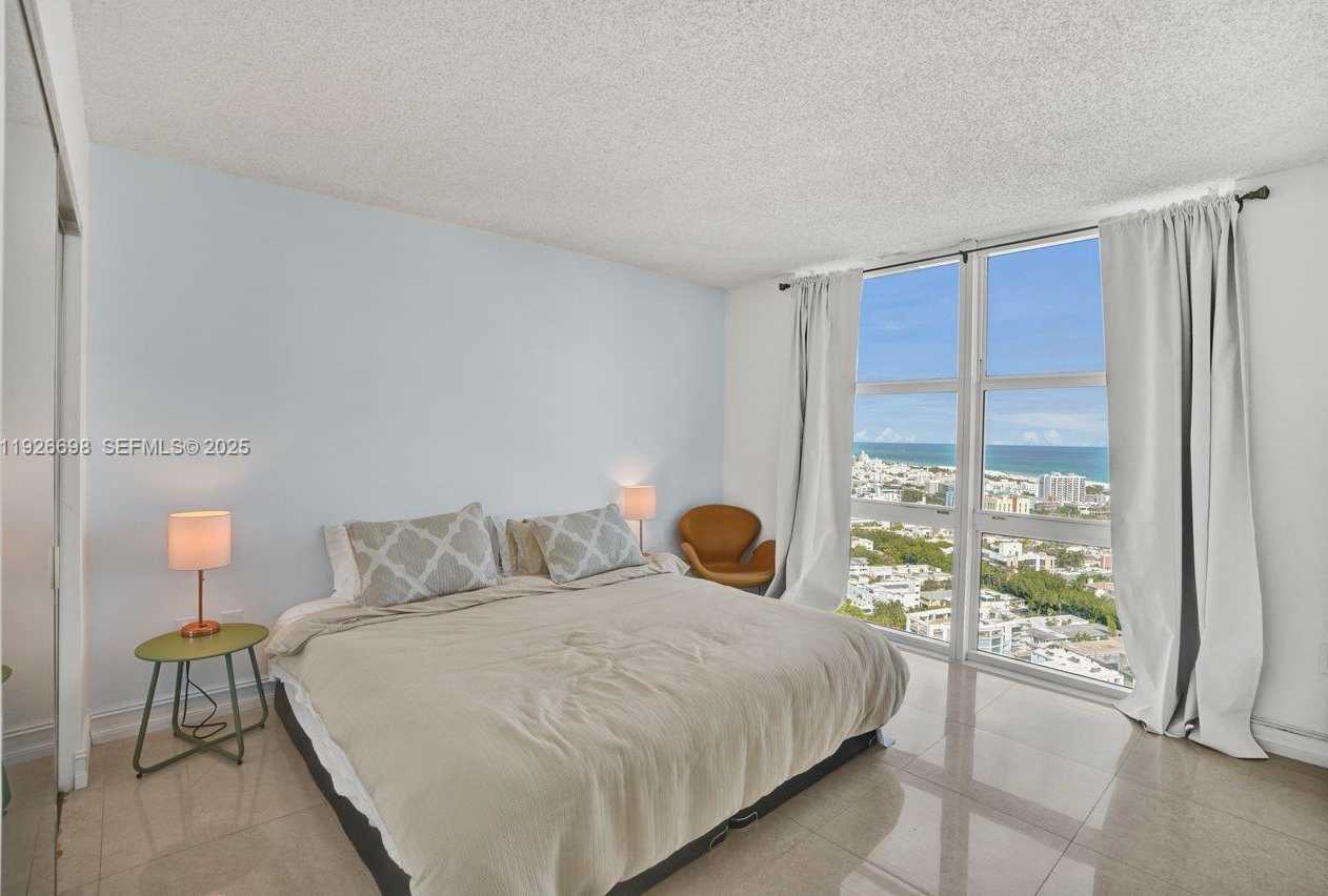 Small Image of 90 ALTON RD #2907, Miami Beach Number 6