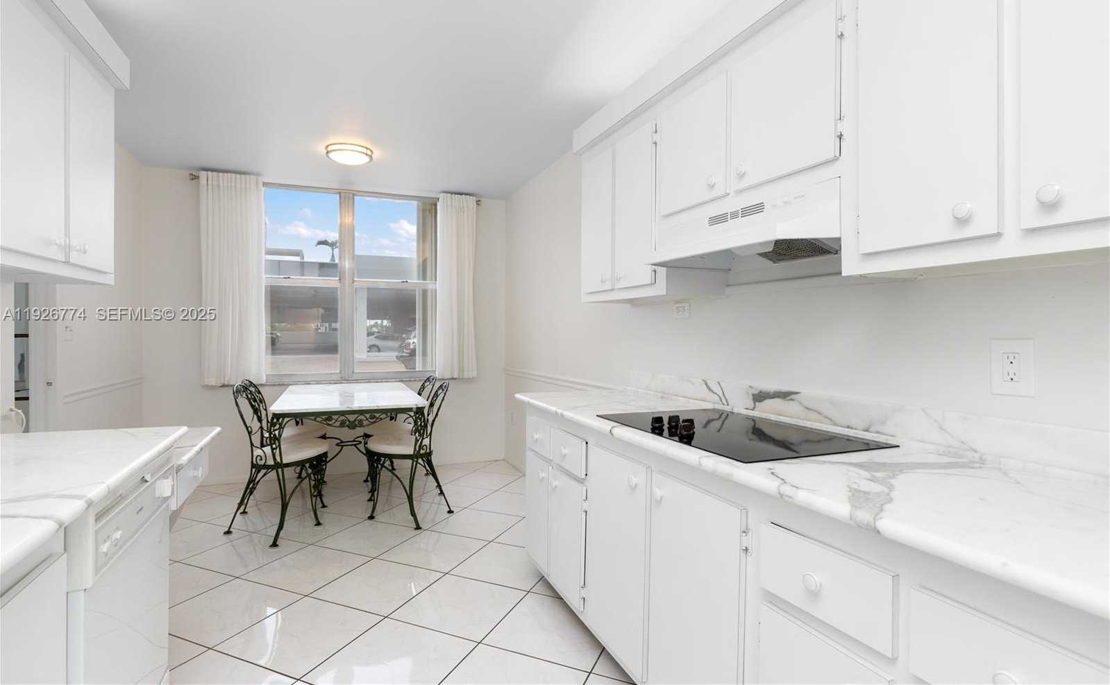 Imagen de Pequeño Objeto