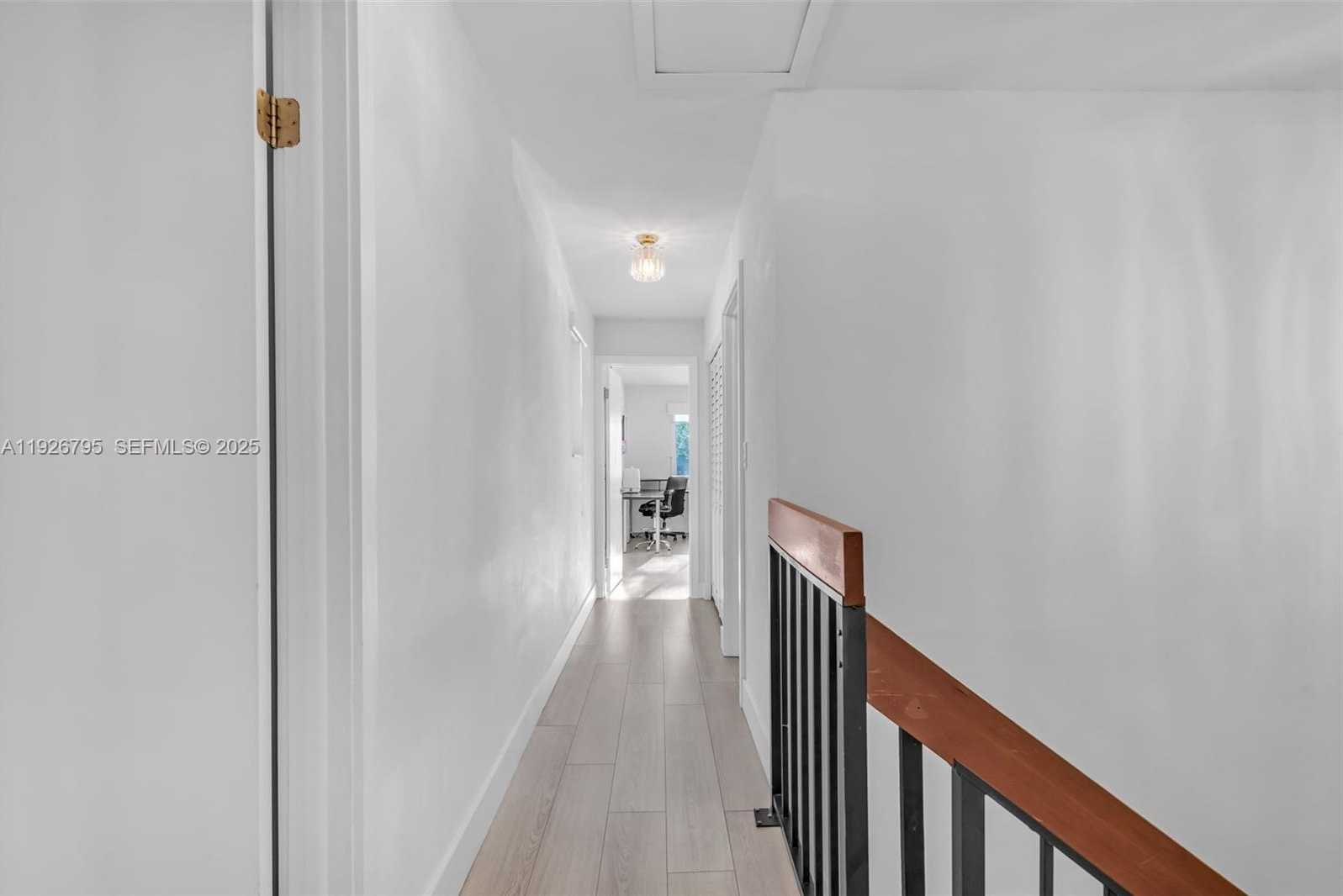 Imagen de Pequeño Objeto