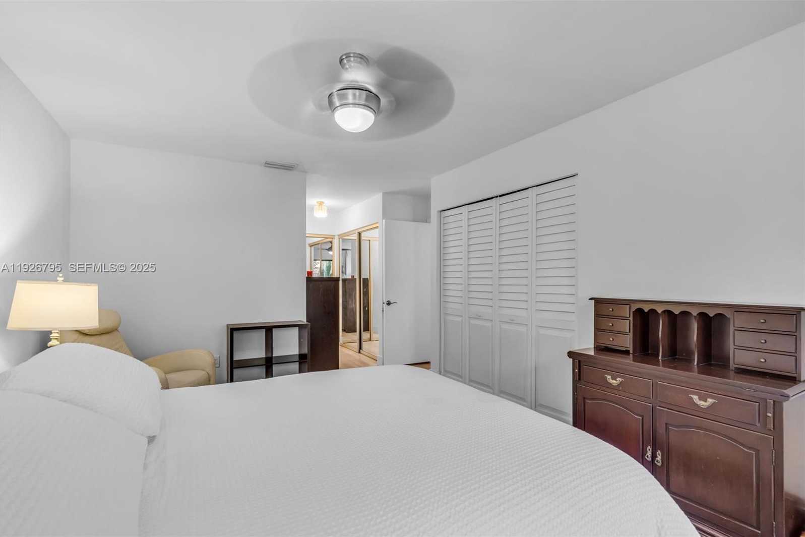 Imagen de Pequeño Objeto