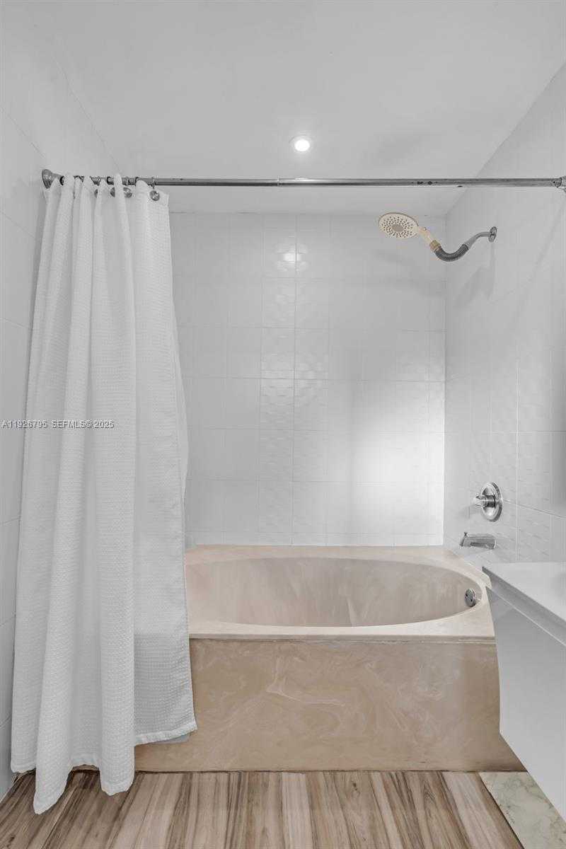 Imagen de Pequeño Objeto