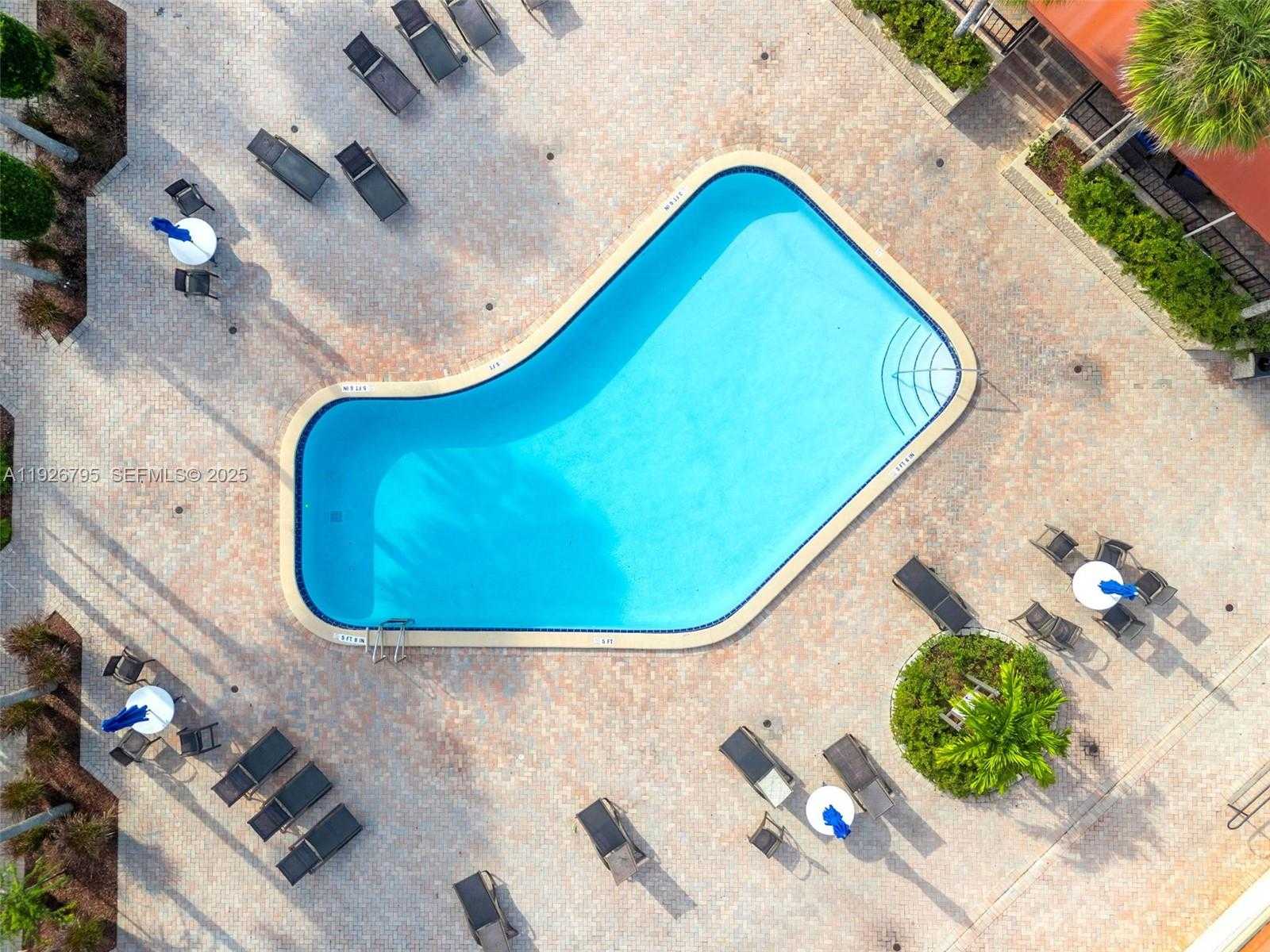 Imagen de Pequeño Objeto