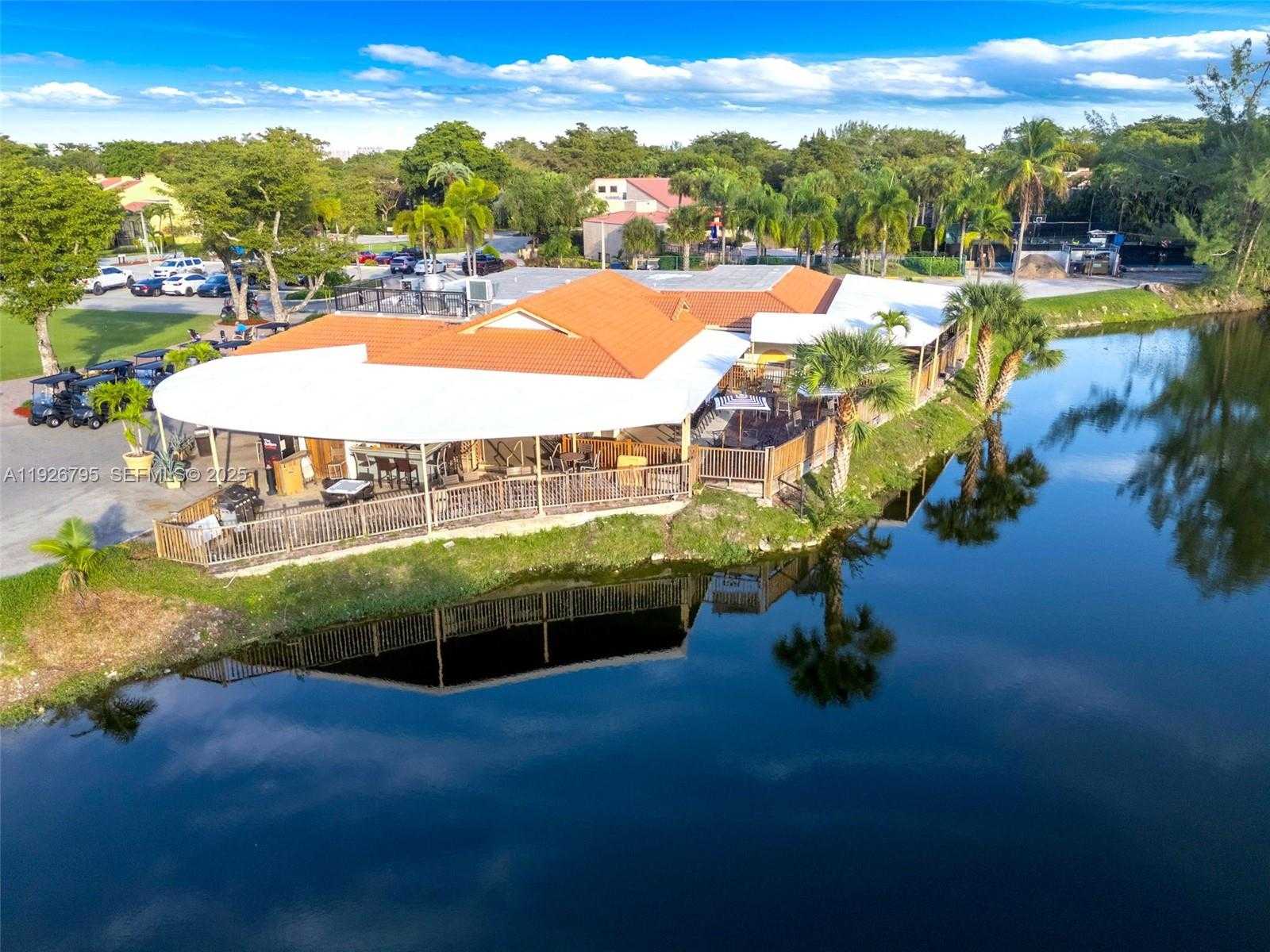 Imagen de Pequeño Objeto