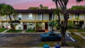 Small Image of 3331 FARRAGUT ST #8A, Hollywood Number 1