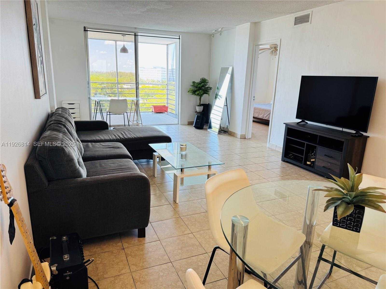 Small Image of 3660 NORTH EAST 166TH ST #812, North Miami Beach Number 15