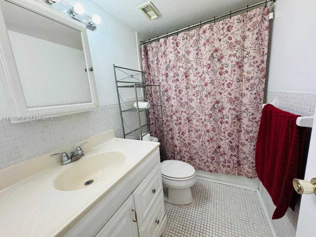 Small Image of 3660 NORTH EAST 166TH ST #812, North Miami Beach Number 22