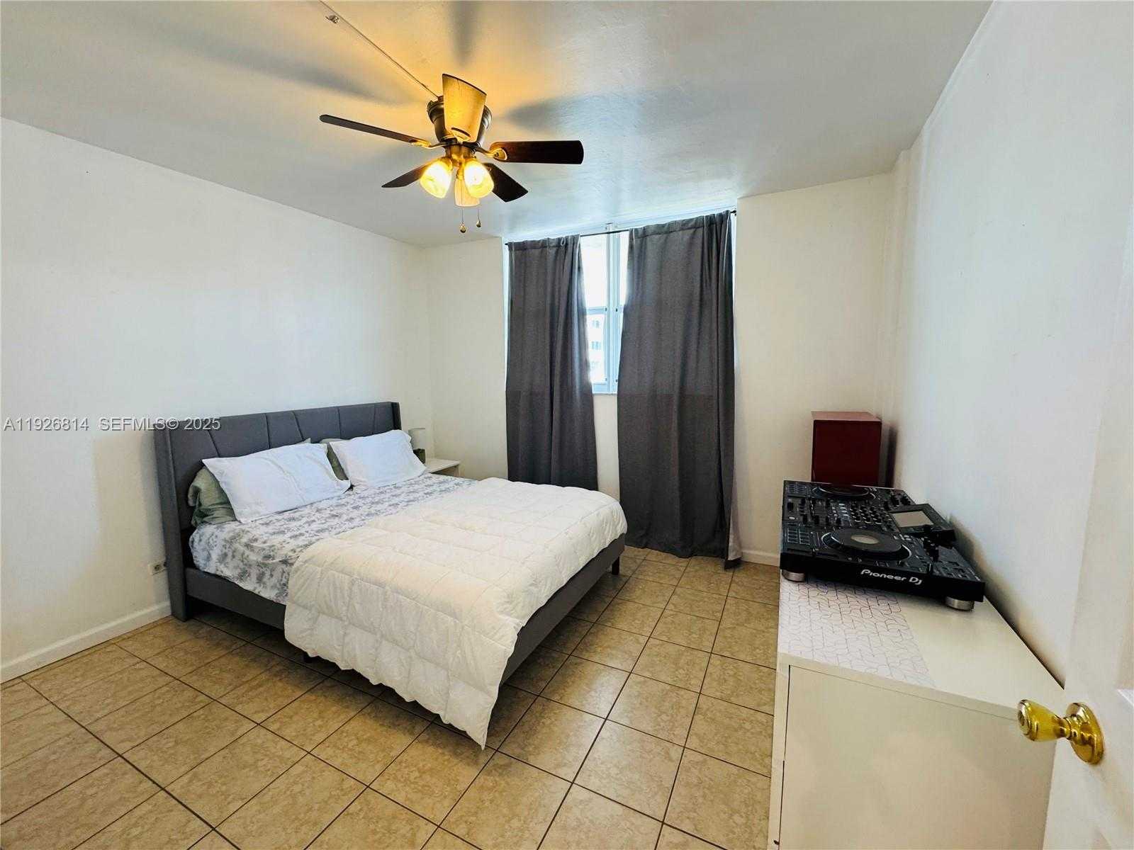 Small Image of 3660 NORTH EAST 166TH ST #812, North Miami Beach Number 23