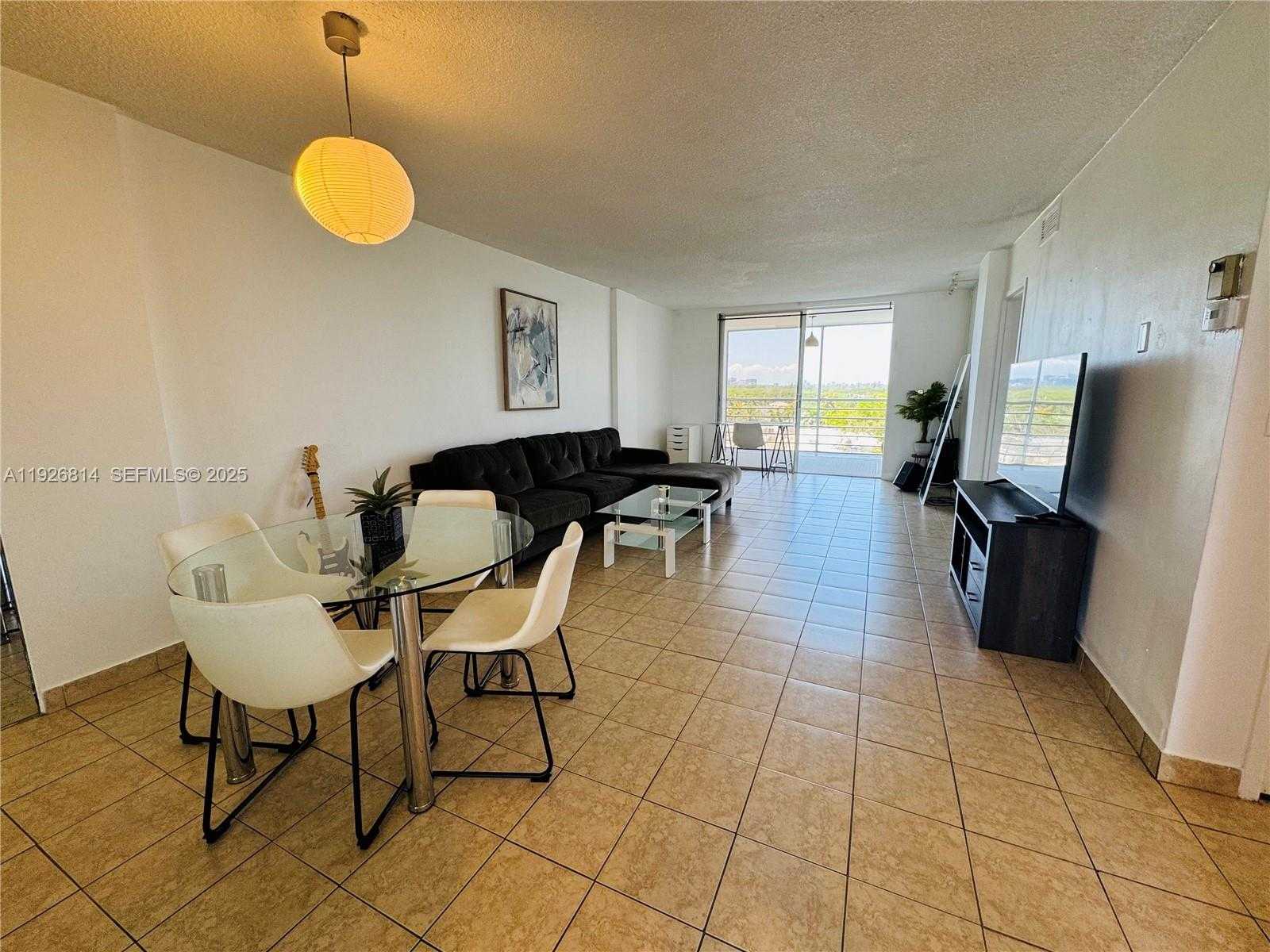 Small Image of 3660 NORTH EAST 166TH ST #812, North Miami Beach Number 3