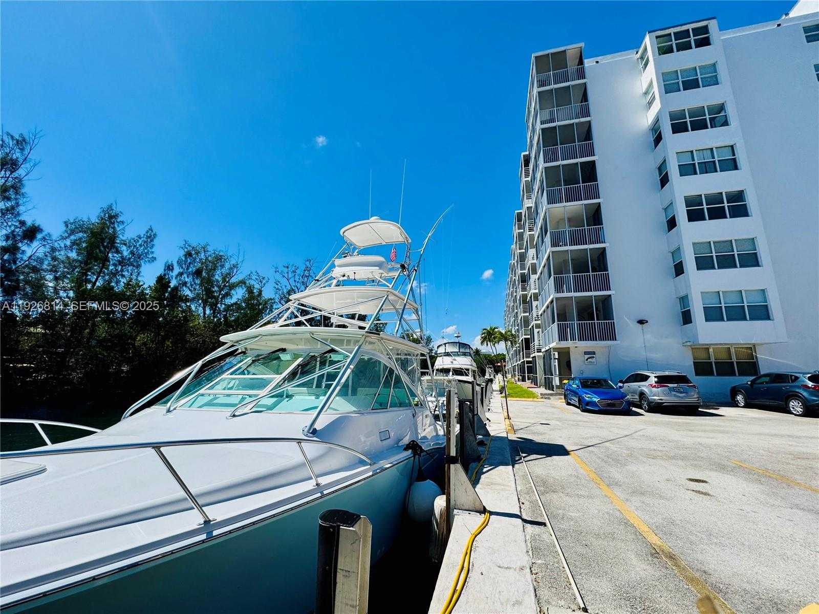 Small Image of 3660 NORTH EAST 166TH ST #812, North Miami Beach Number 33