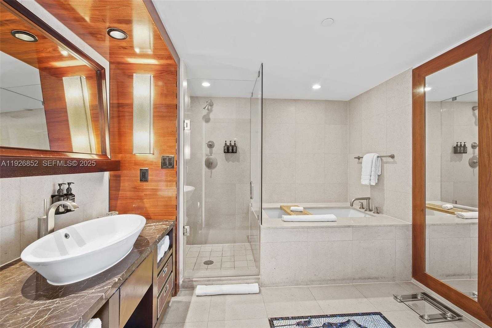 Small Image of 6801 COLLINS AVE #614 (legal 609), Miami Beach Number 10