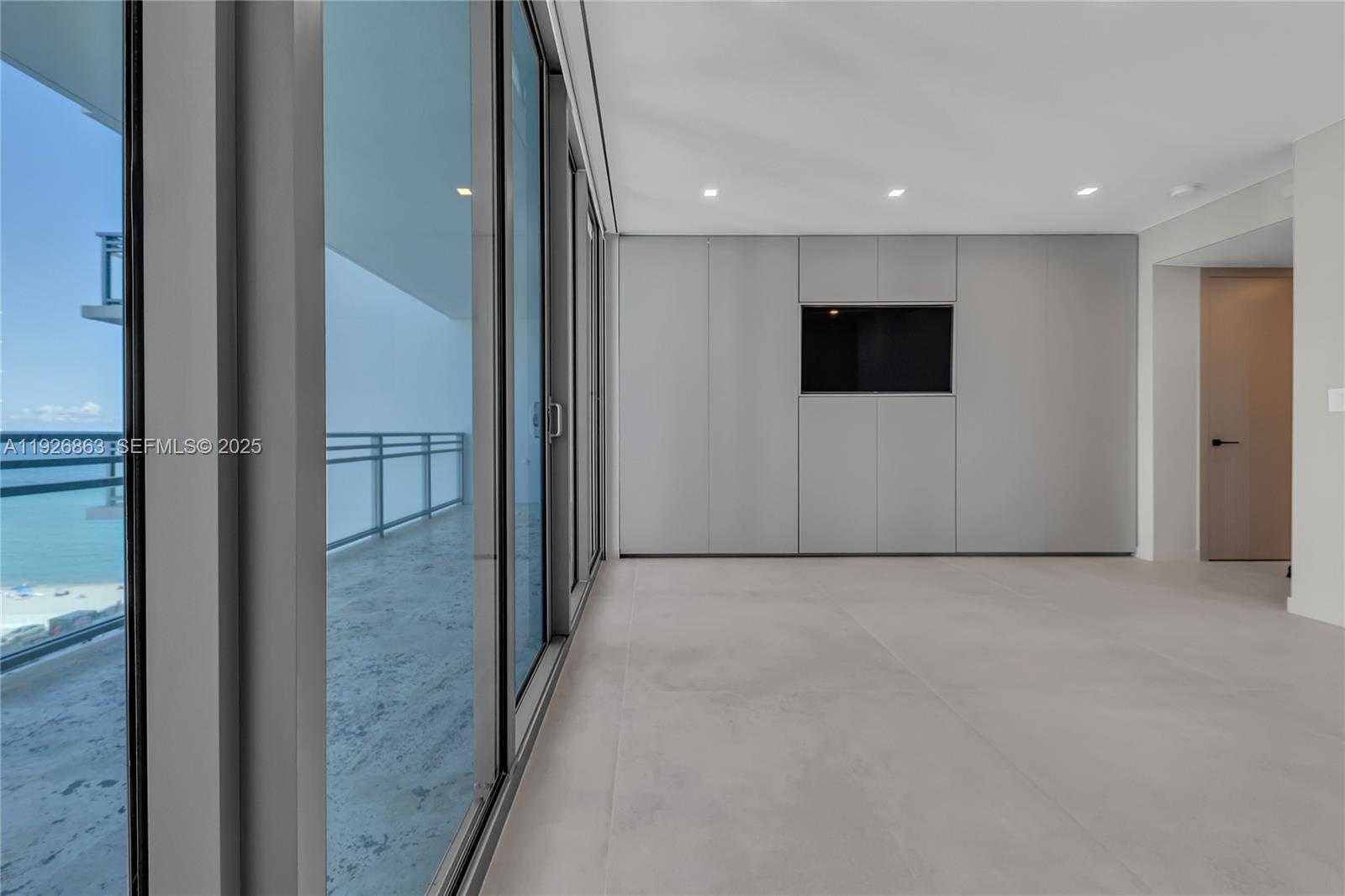 Small Image of 3535 SOUTH OCEAN DR #1003, Hollywood Number 21