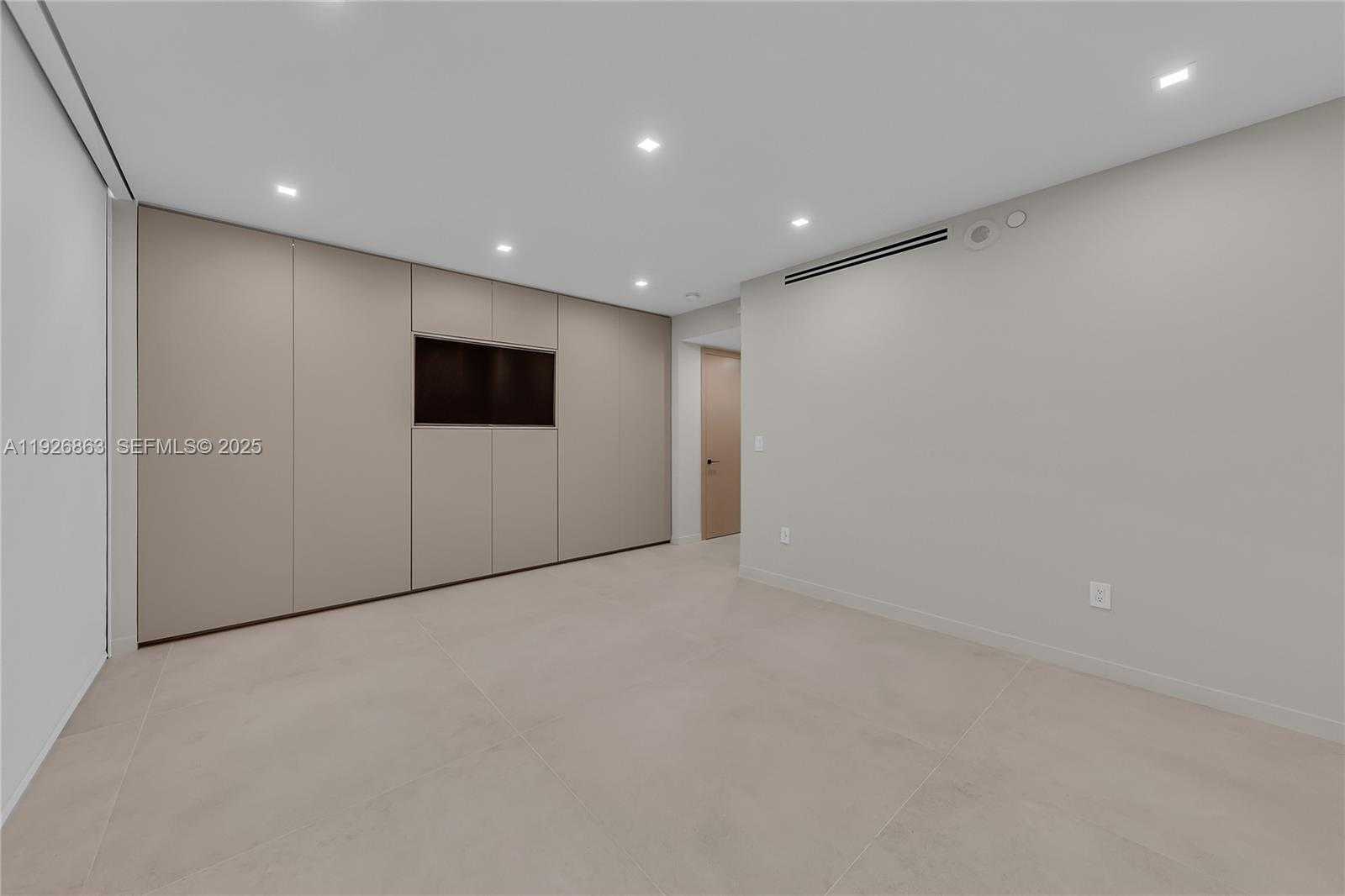 Small Image of 3535 SOUTH OCEAN DR #1003, Hollywood Number 22