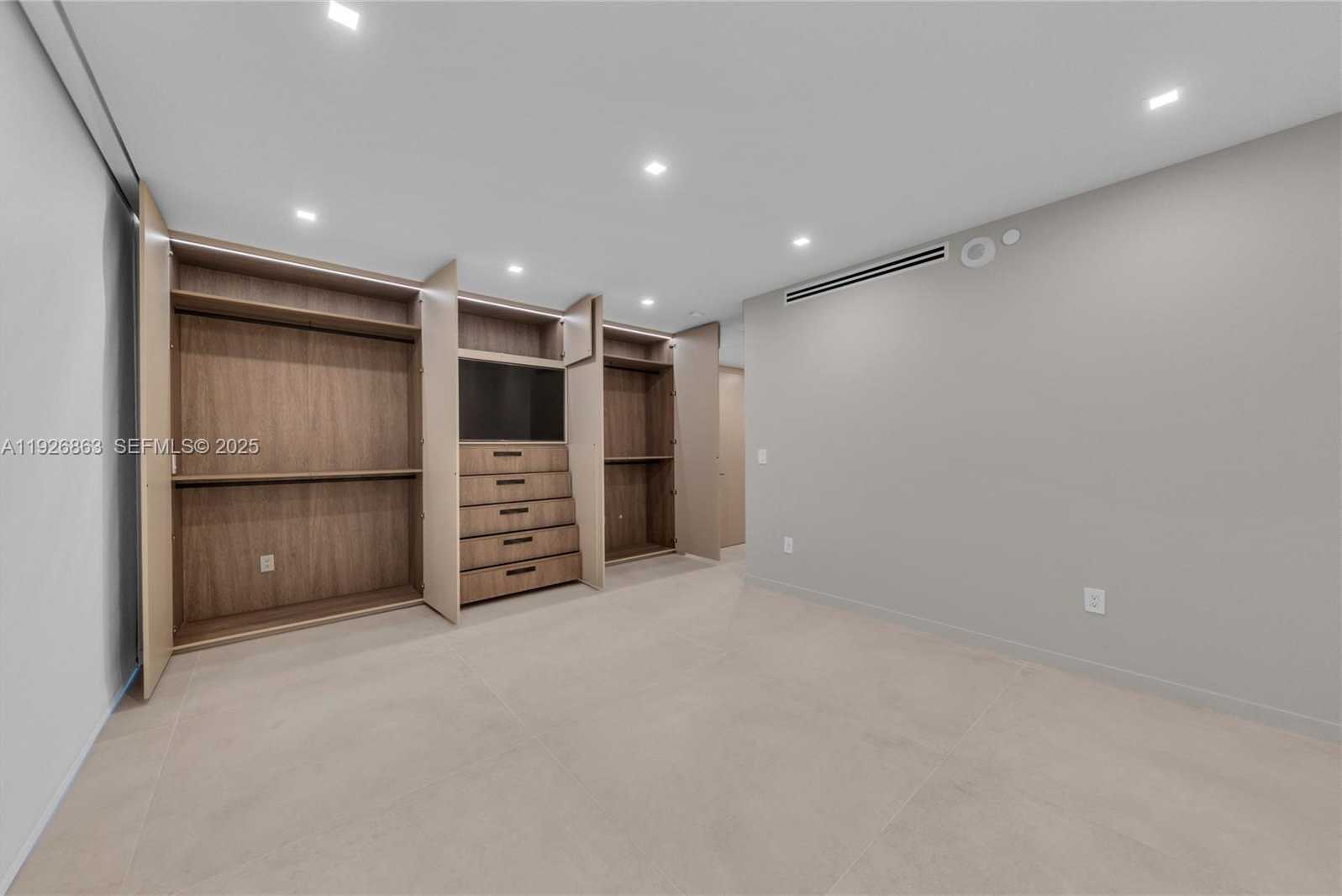 Small Image of 3535 SOUTH OCEAN DR #1003, Hollywood Number 23