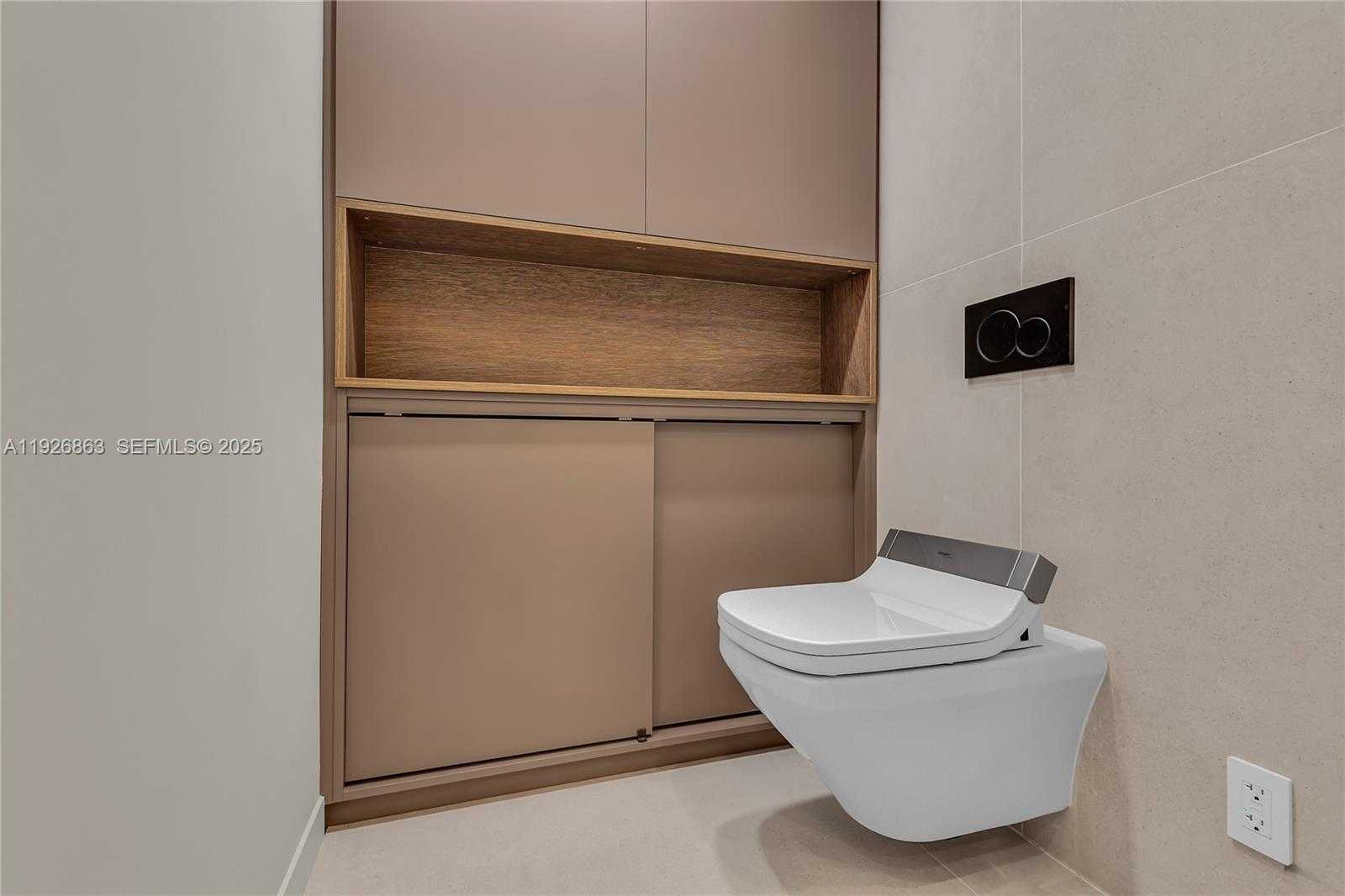 Small Image of 3535 SOUTH OCEAN DR #1003, Hollywood Number 29