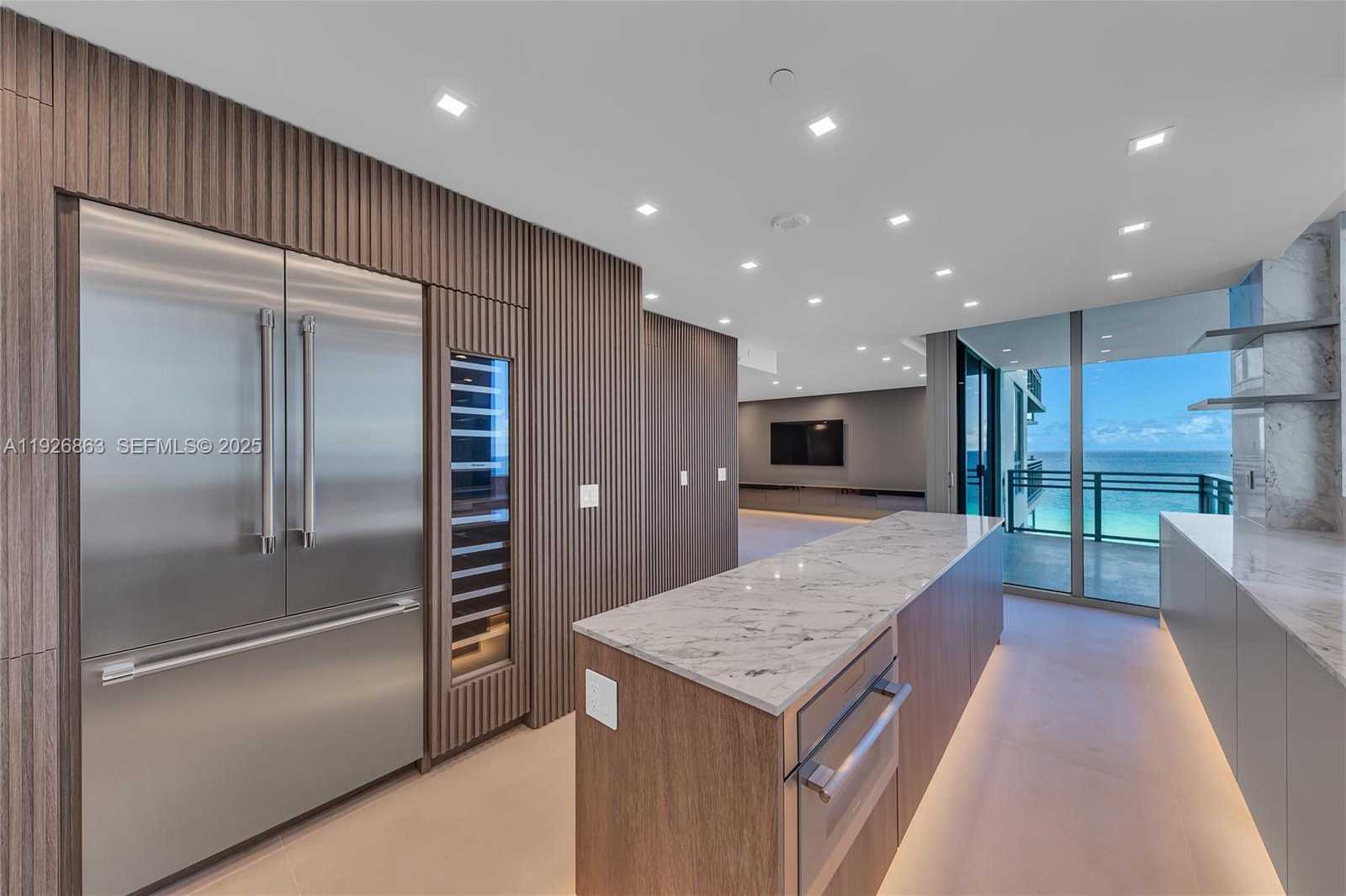 Small Image of 3535 SOUTH OCEAN DR #1003, Hollywood Number 9