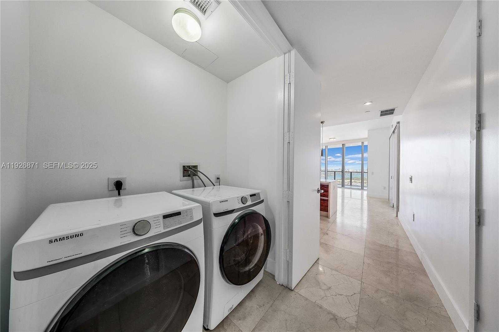 Small Image of 1100 BISCAYNE BLVD #3103, Miami Number 21