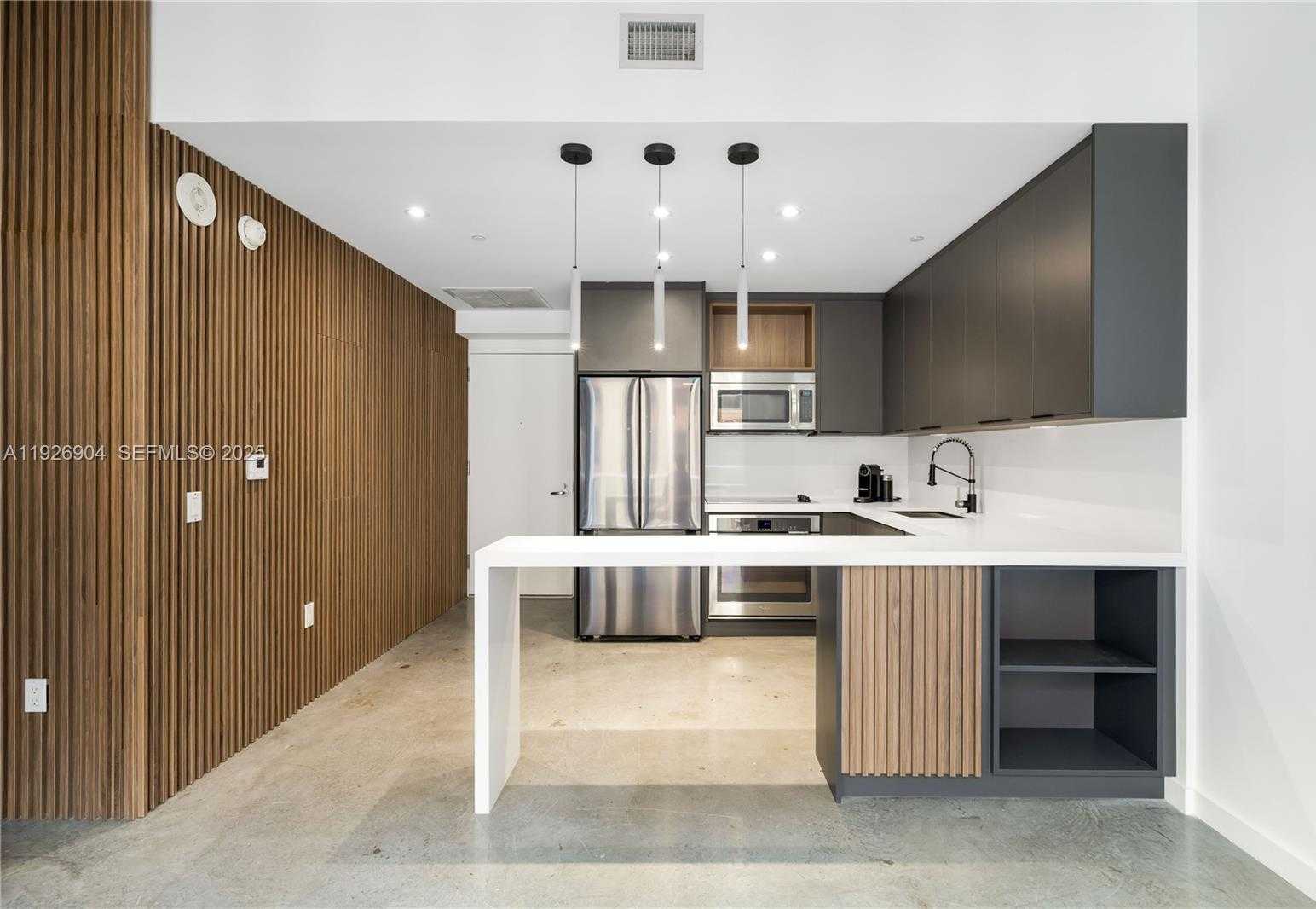 Imagen de Pequeño Objeto