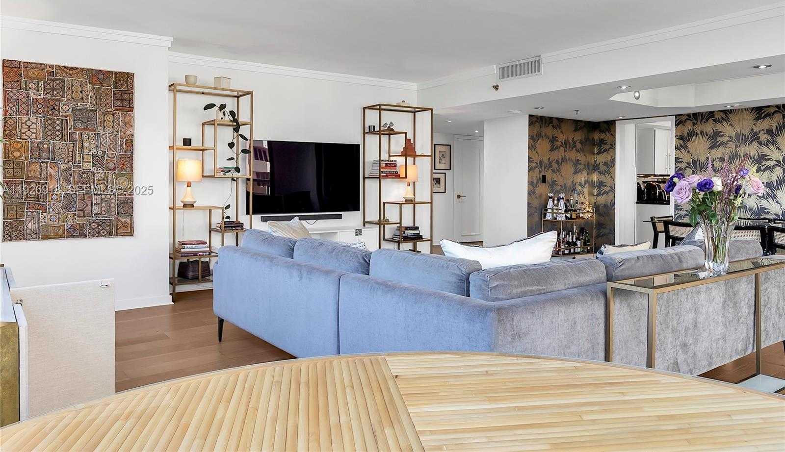 Small Image of 9 ISLAND AVE #415, Miami Beach Number 12