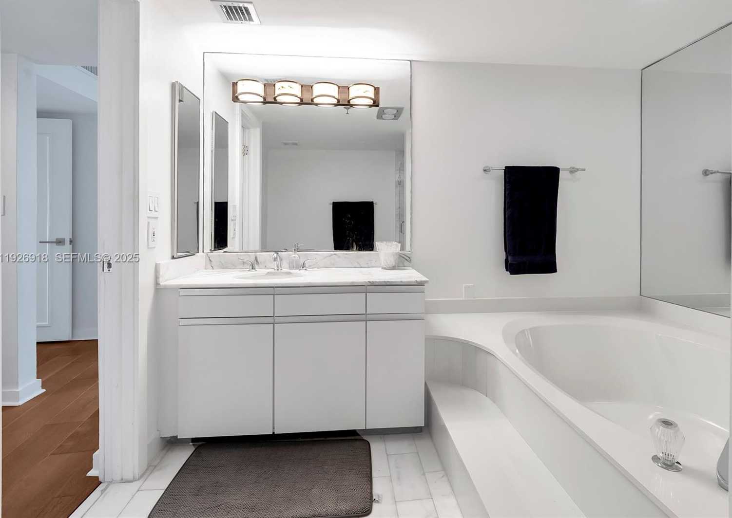 Small Image of 9 ISLAND AVE #415, Miami Beach Number 36