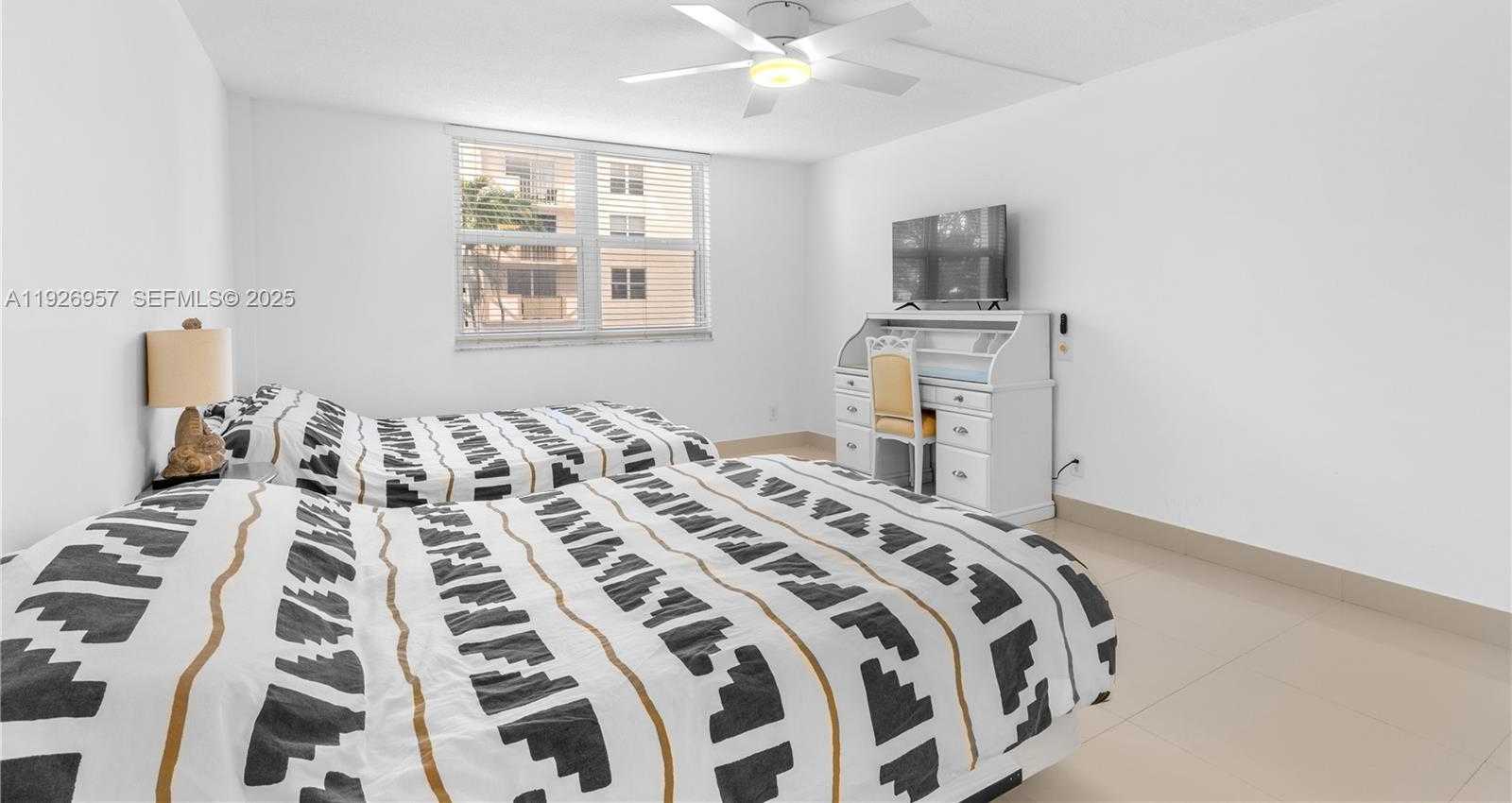 Small Image of 1849 SOUTH OCEAN DR #212, Hallandale Beach Number 11