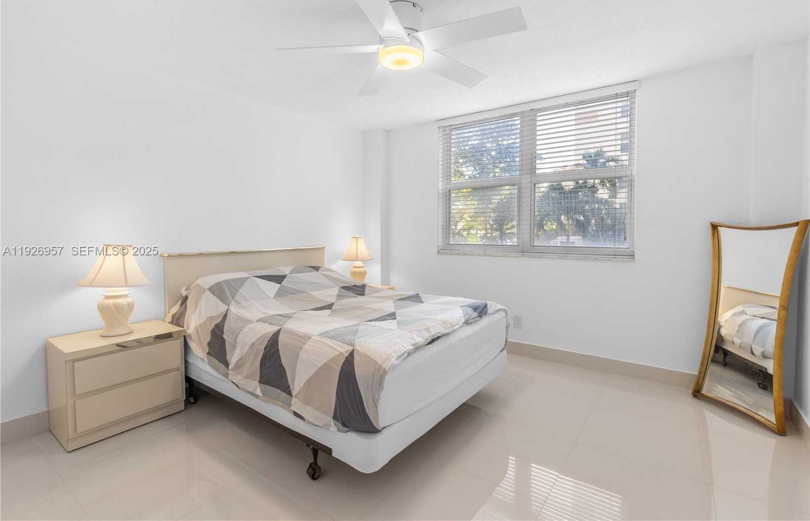 Small Image of 1849 SOUTH OCEAN DR #212, Hallandale Beach Number 6