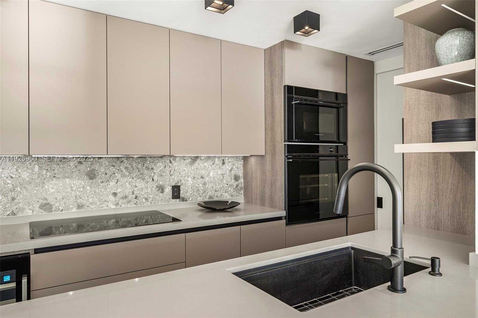 Small Image of 3 ISLAND AVE #09H, Miami Beach Number 12